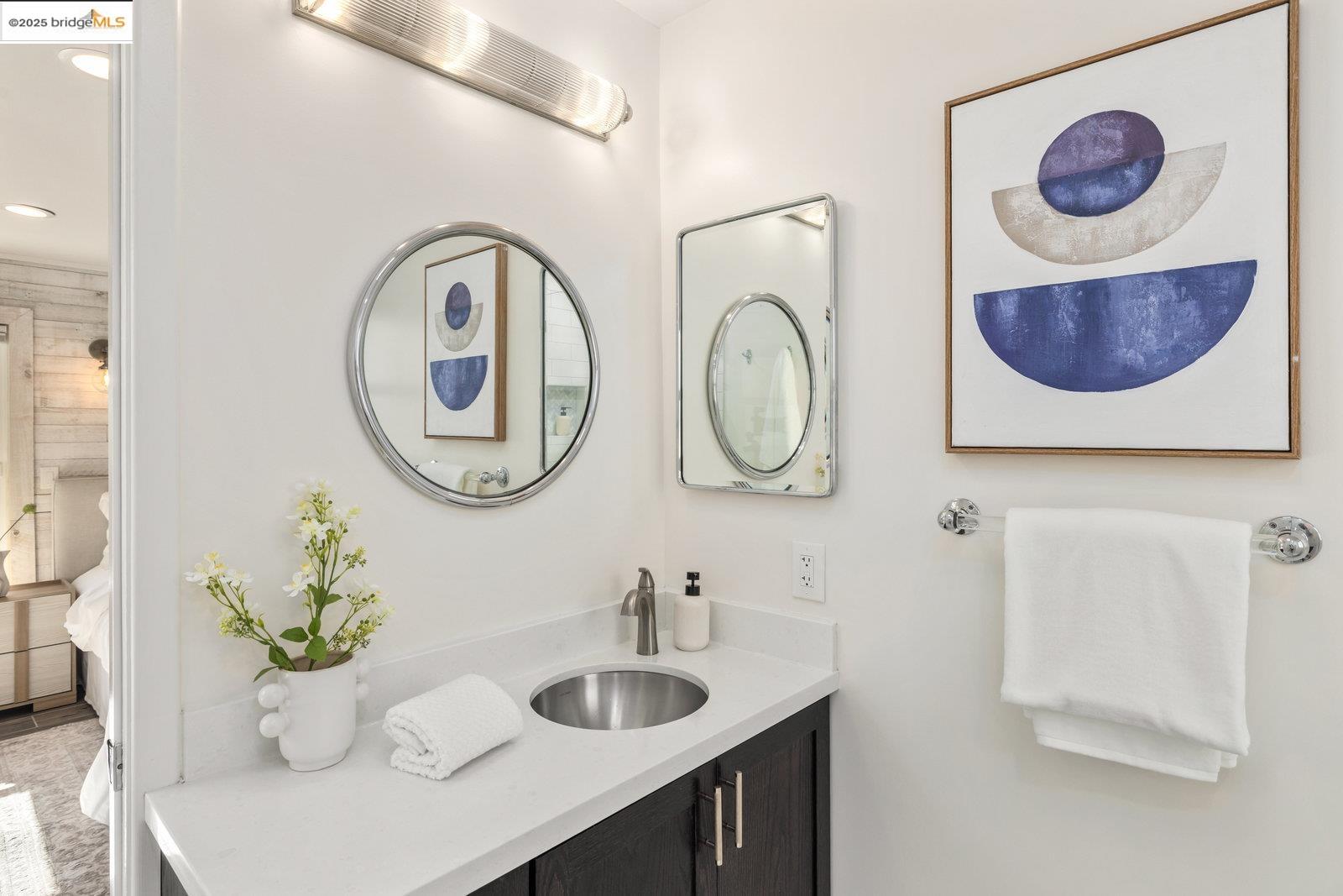 Detail Gallery Image 25 of 42 For 100 Covington St, Oakland,  CA 94605 - 3 Beds | 2 Baths