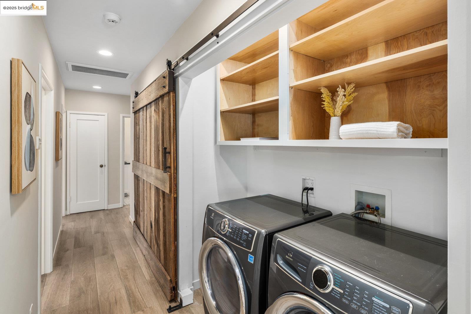 Detail Gallery Image 26 of 42 For 100 Covington St, Oakland,  CA 94605 - 3 Beds | 2 Baths