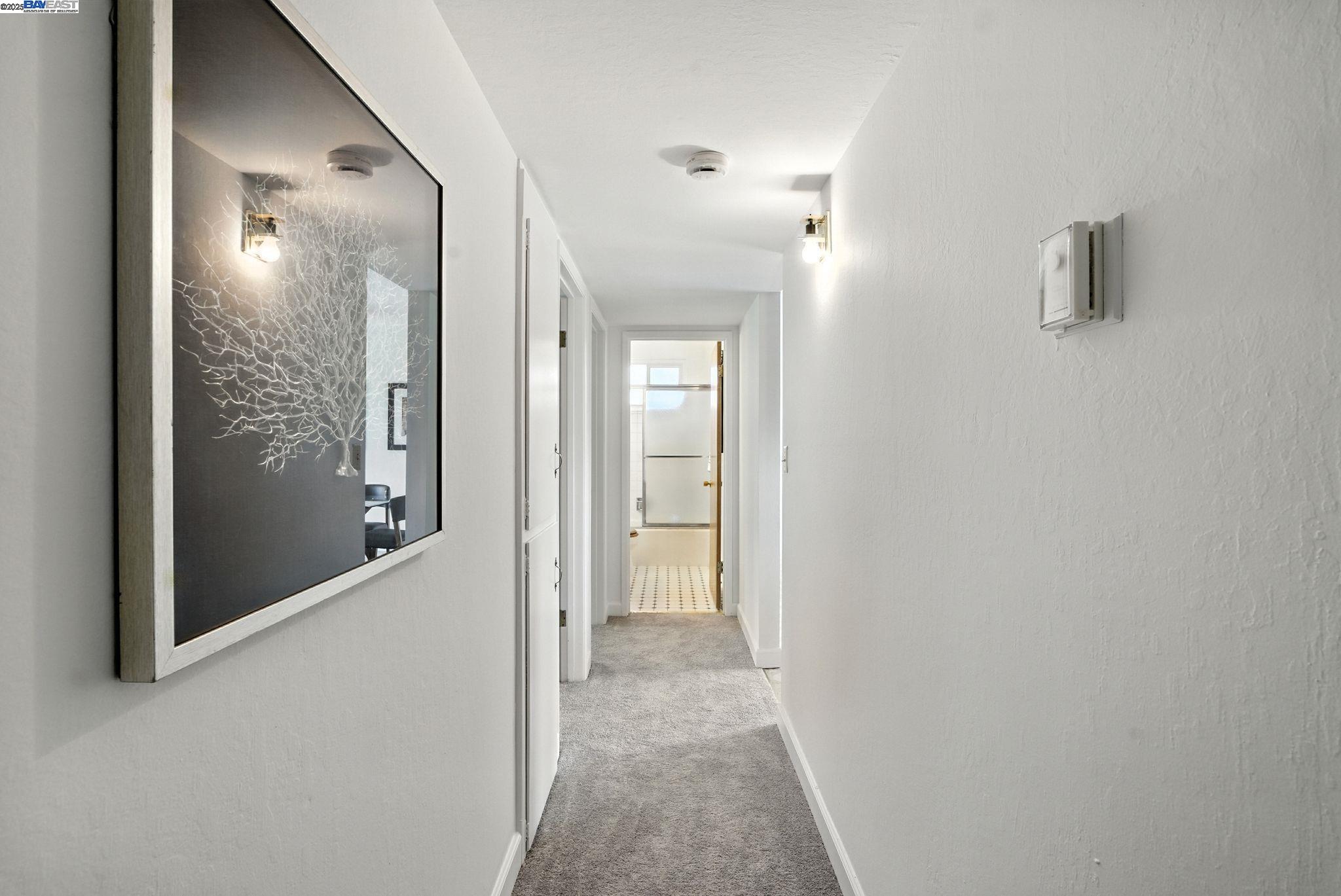 Detail Gallery Image 11 of 44 For 3101 61st Ave, Oakland,  CA 94605 - 9 Beds | 5 Baths