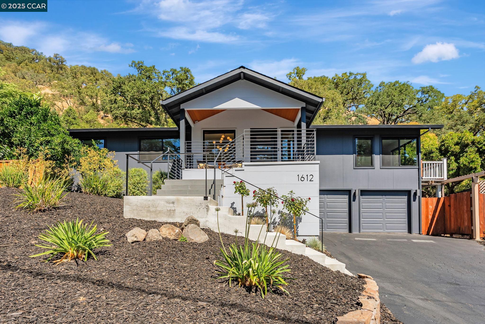 Detail Gallery Image 2 of 48 For 1612 Cervato Cir, Alamo,  CA 94507 - 4 Beds | 2/1 Baths