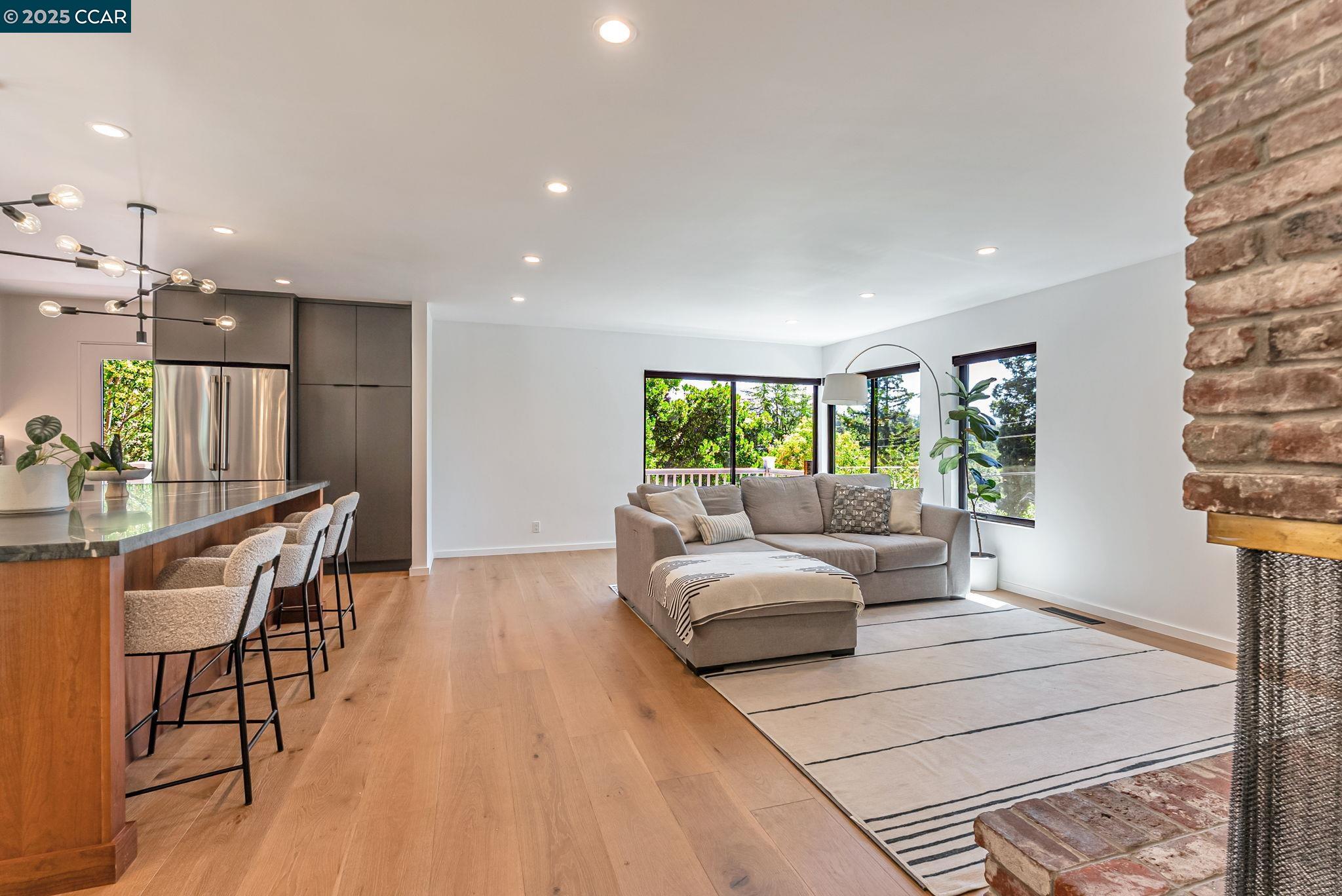 Detail Gallery Image 13 of 48 For 1612 Cervato Cir, Alamo,  CA 94507 - 4 Beds | 2/1 Baths