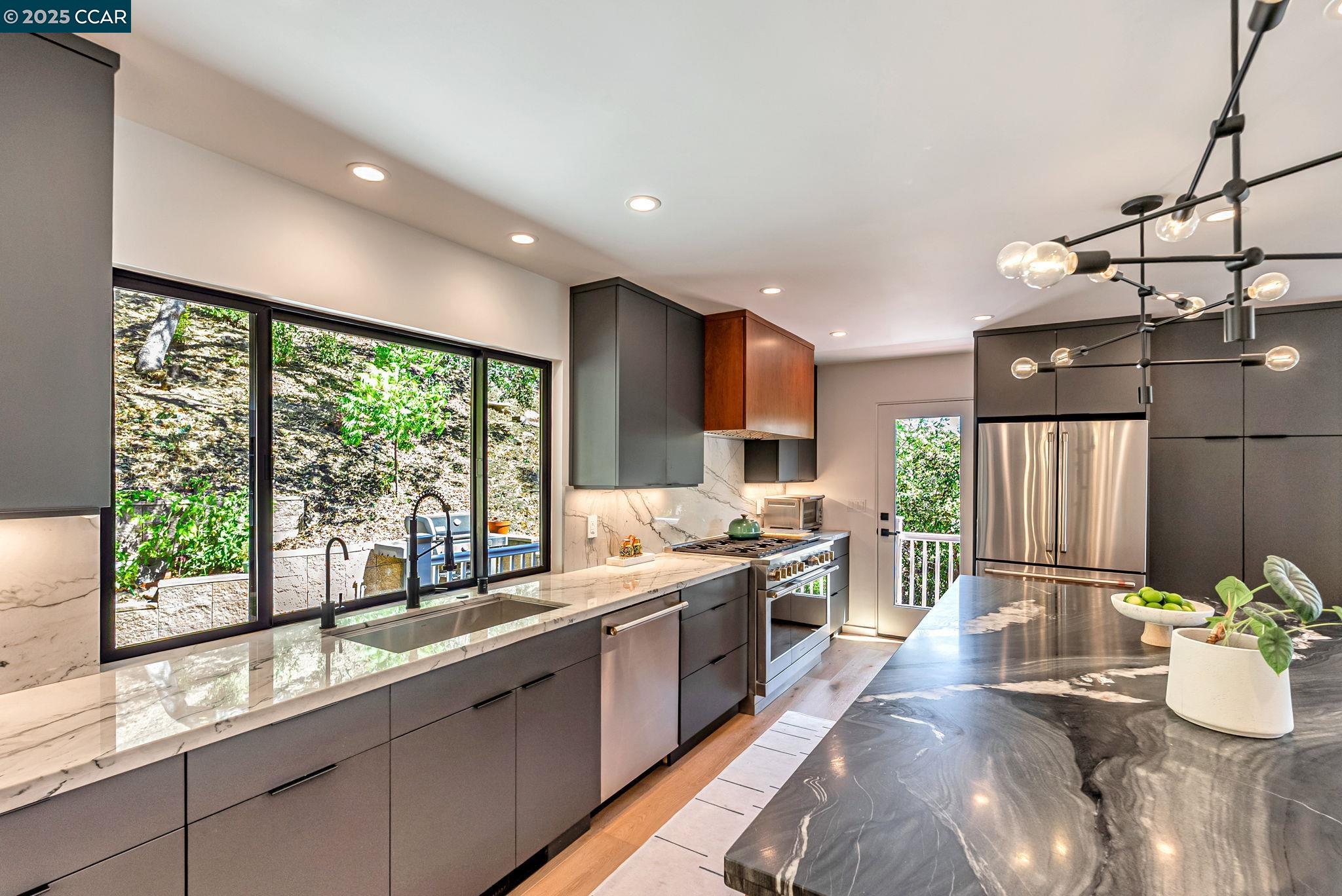 Detail Gallery Image 20 of 48 For 1612 Cervato Cir, Alamo,  CA 94507 - 4 Beds | 2/1 Baths