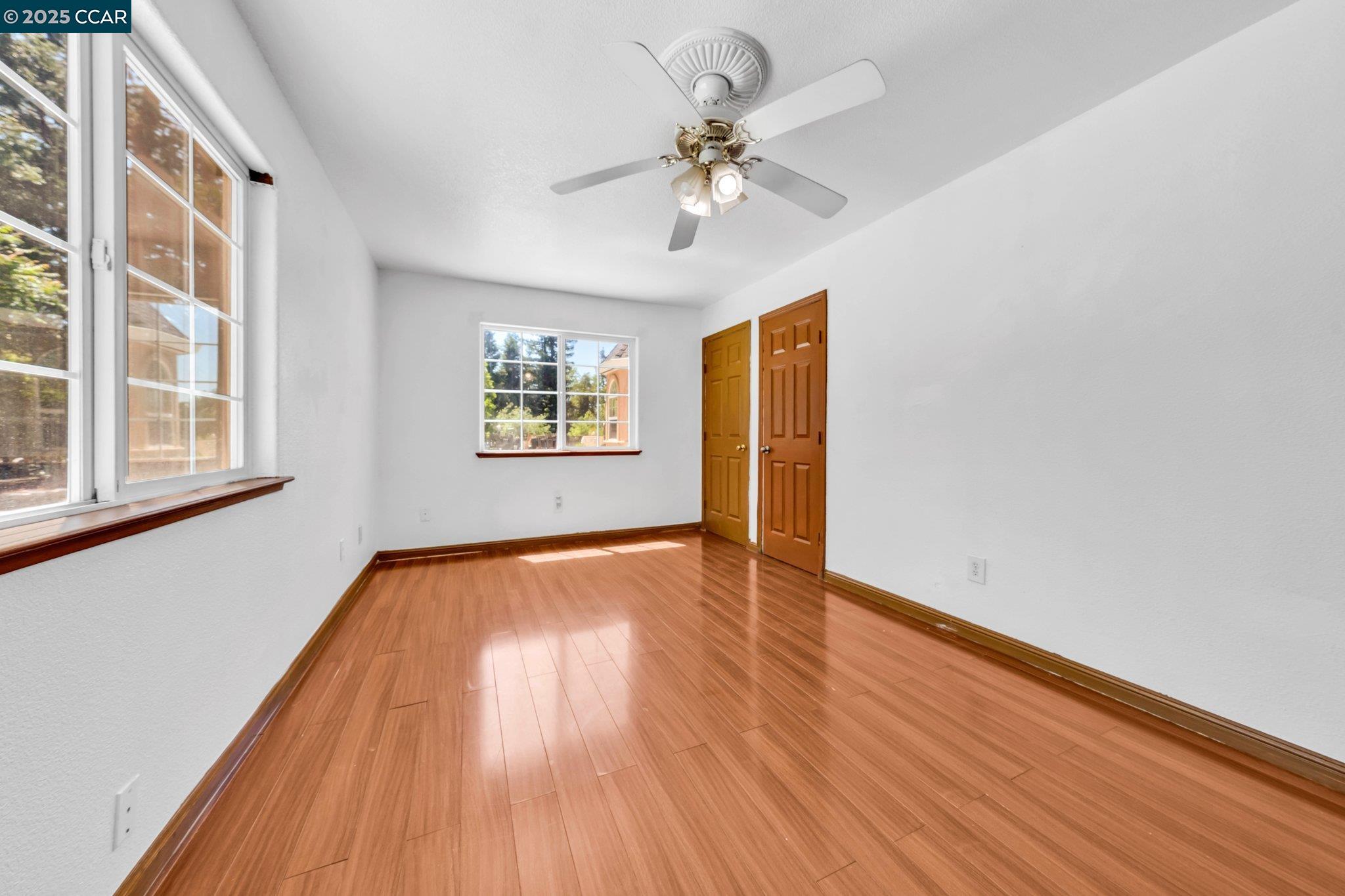 Detail Gallery Image 24 of 57 For 18127 Madison Ave, Castro Valley,  CA 94546 - 9 Beds | 5/1 Baths