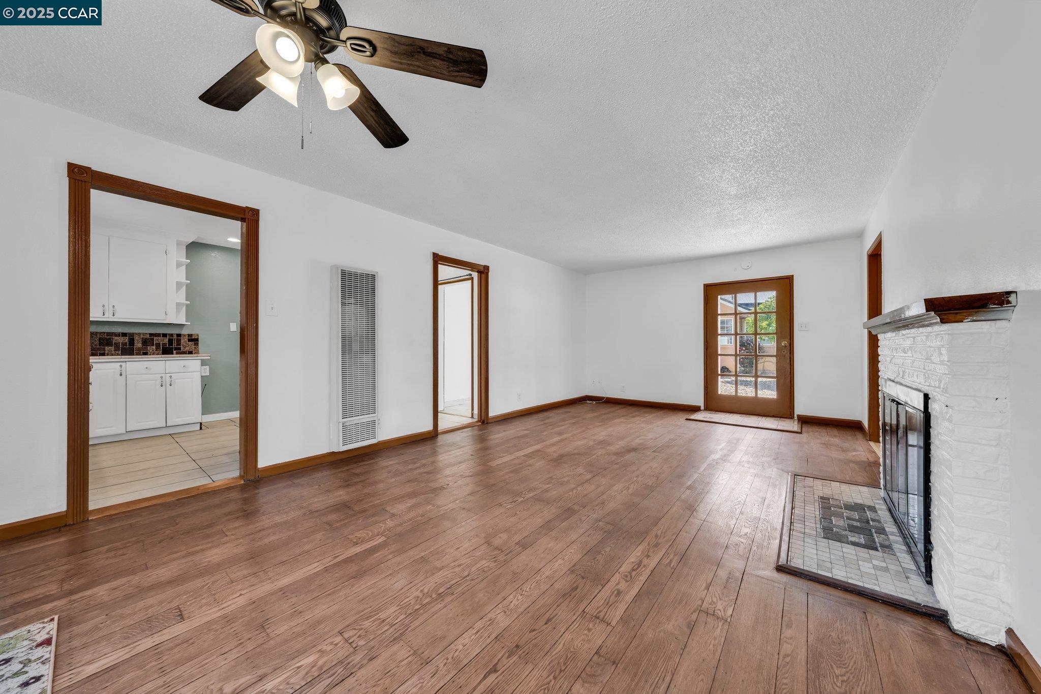 Detail Gallery Image 48 of 57 For 18127 Madison Ave, Castro Valley,  CA 94546 - 9 Beds | 5/1 Baths