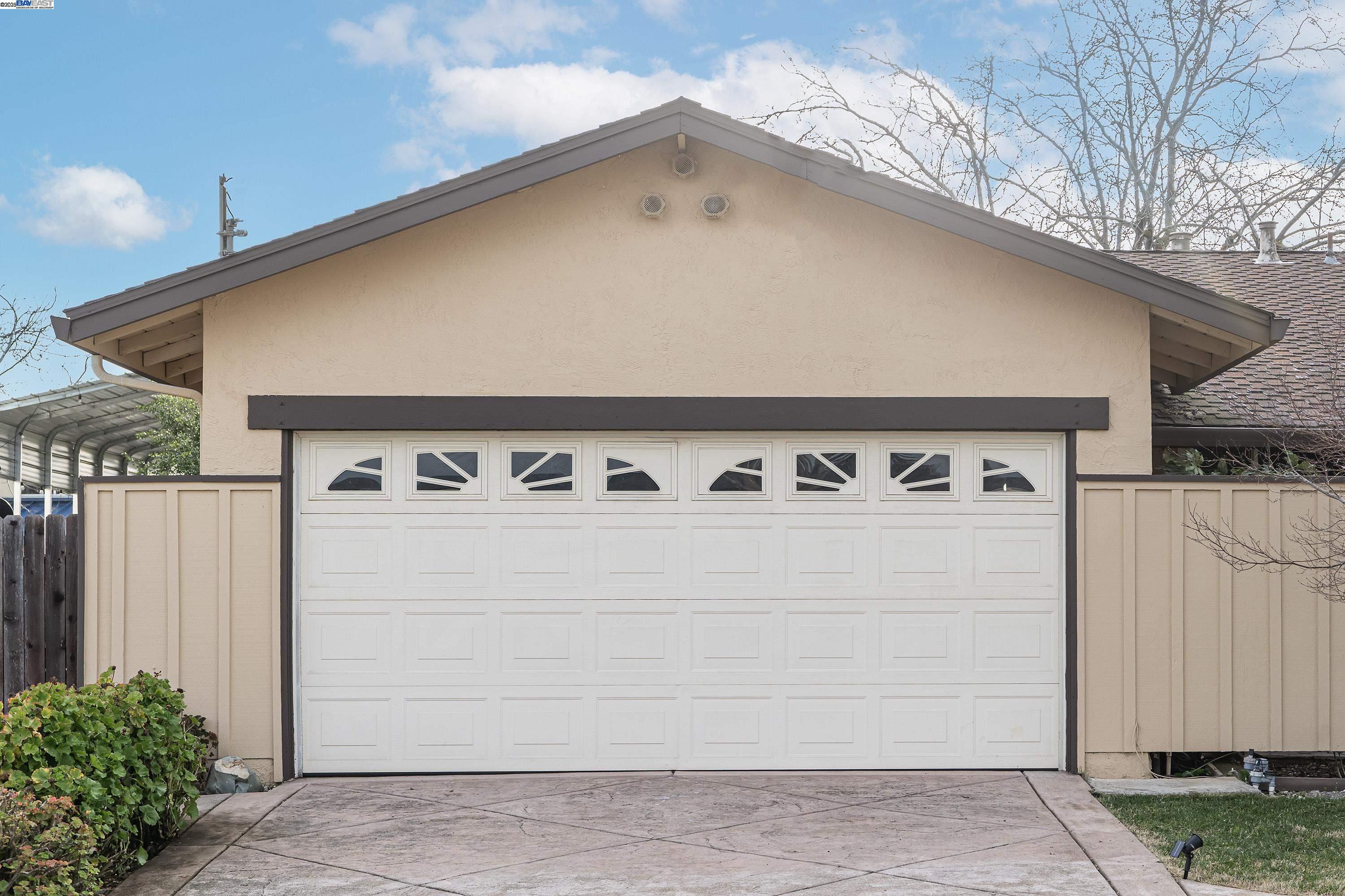 Detail Gallery Image 2 of 43 For 7476 Brookdale Ct, Dublin,  CA 94568 - 3 Beds | 2 Baths