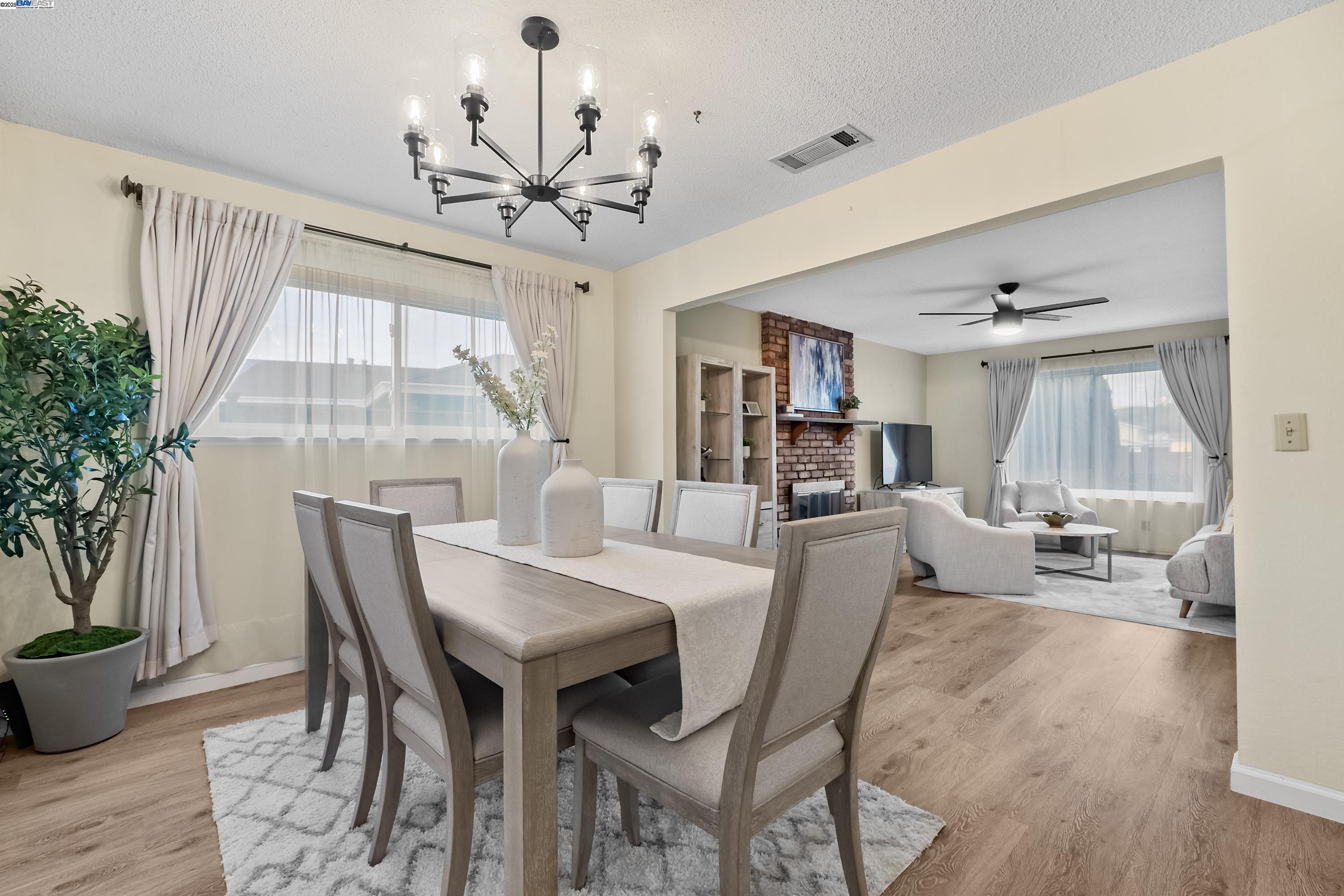 Detail Gallery Image 15 of 43 For 7476 Brookdale Ct, Dublin,  CA 94568 - 3 Beds | 2 Baths