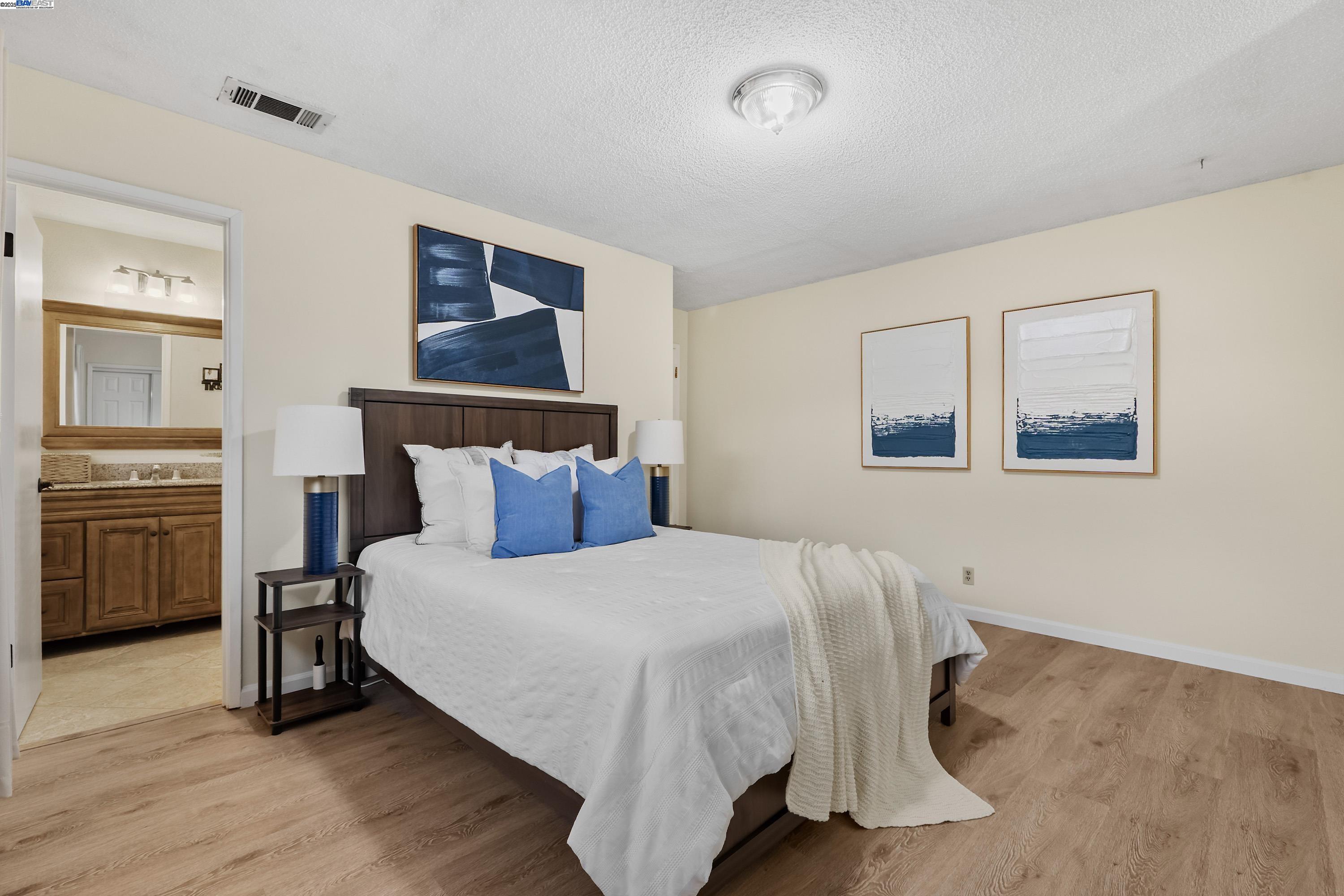 Detail Gallery Image 17 of 43 For 7476 Brookdale Ct, Dublin,  CA 94568 - 3 Beds | 2 Baths