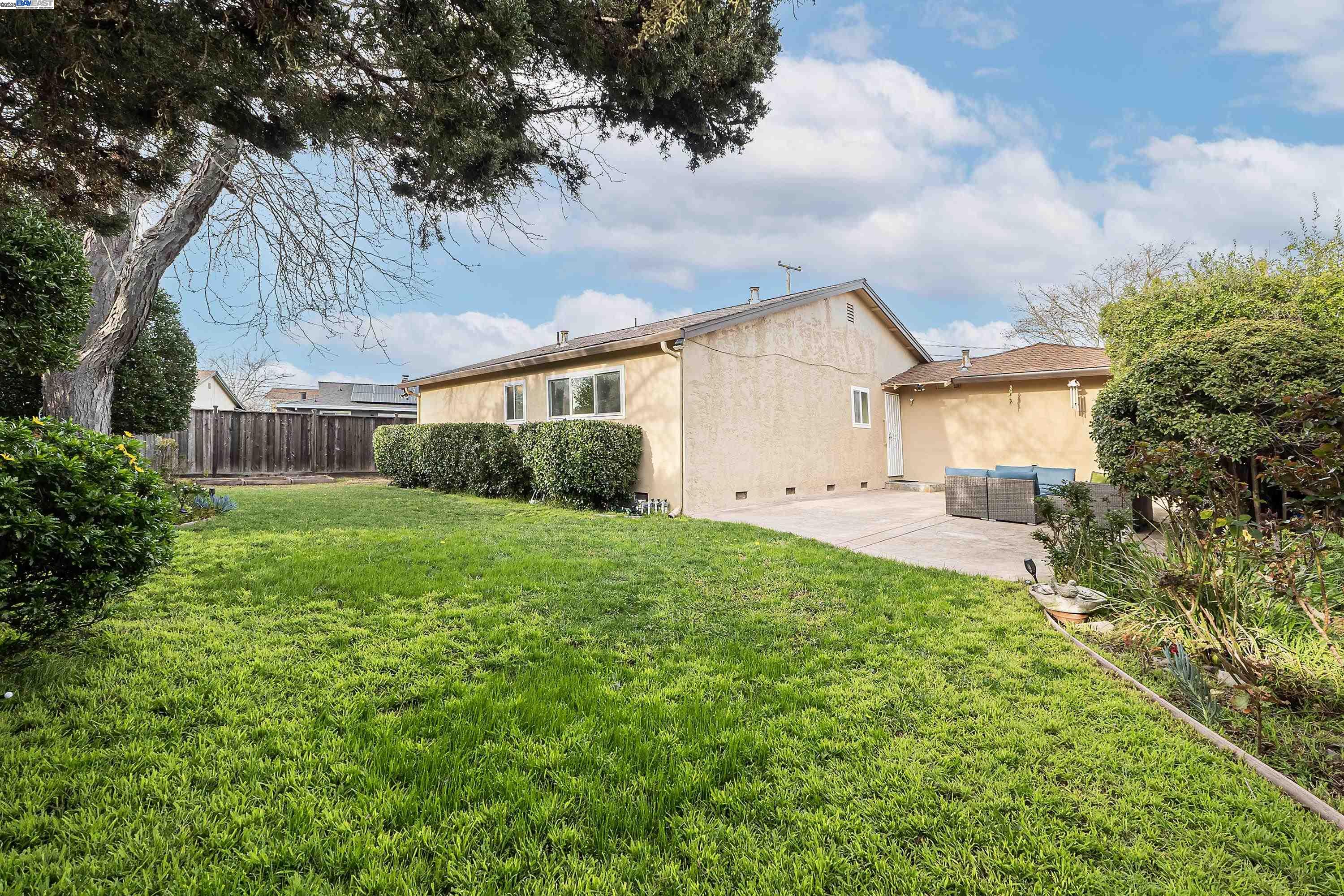 Detail Gallery Image 32 of 43 For 7476 Brookdale Ct, Dublin,  CA 94568 - 3 Beds | 2 Baths