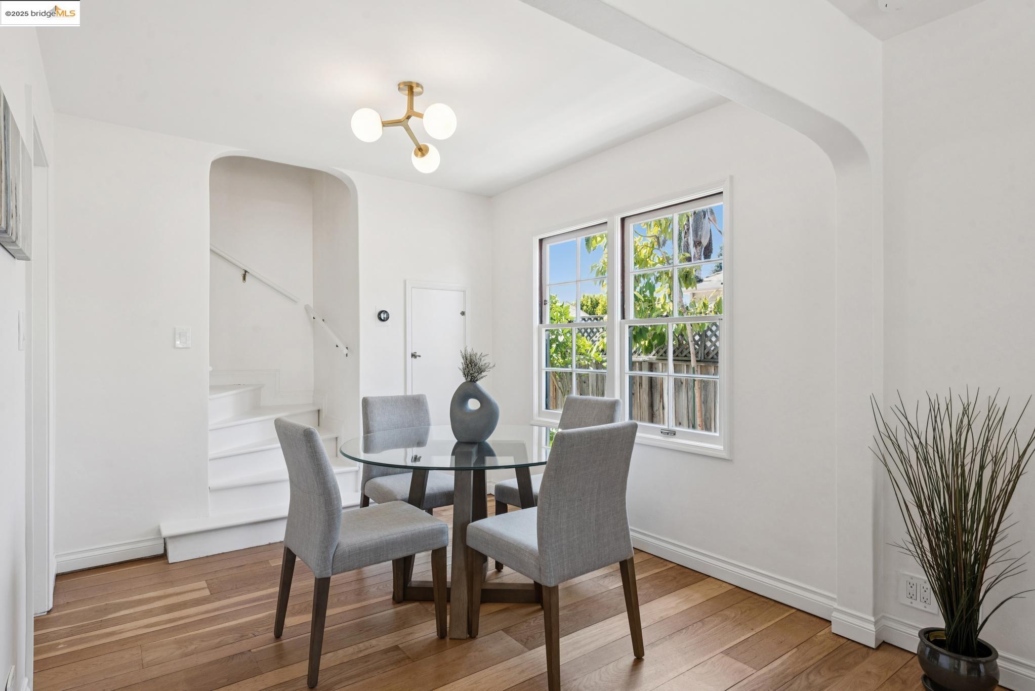 Detail Gallery Image 18 of 60 For 373 Farrelly Drive, San Leandro,  CA 94577 - 3 Beds | 2 Baths