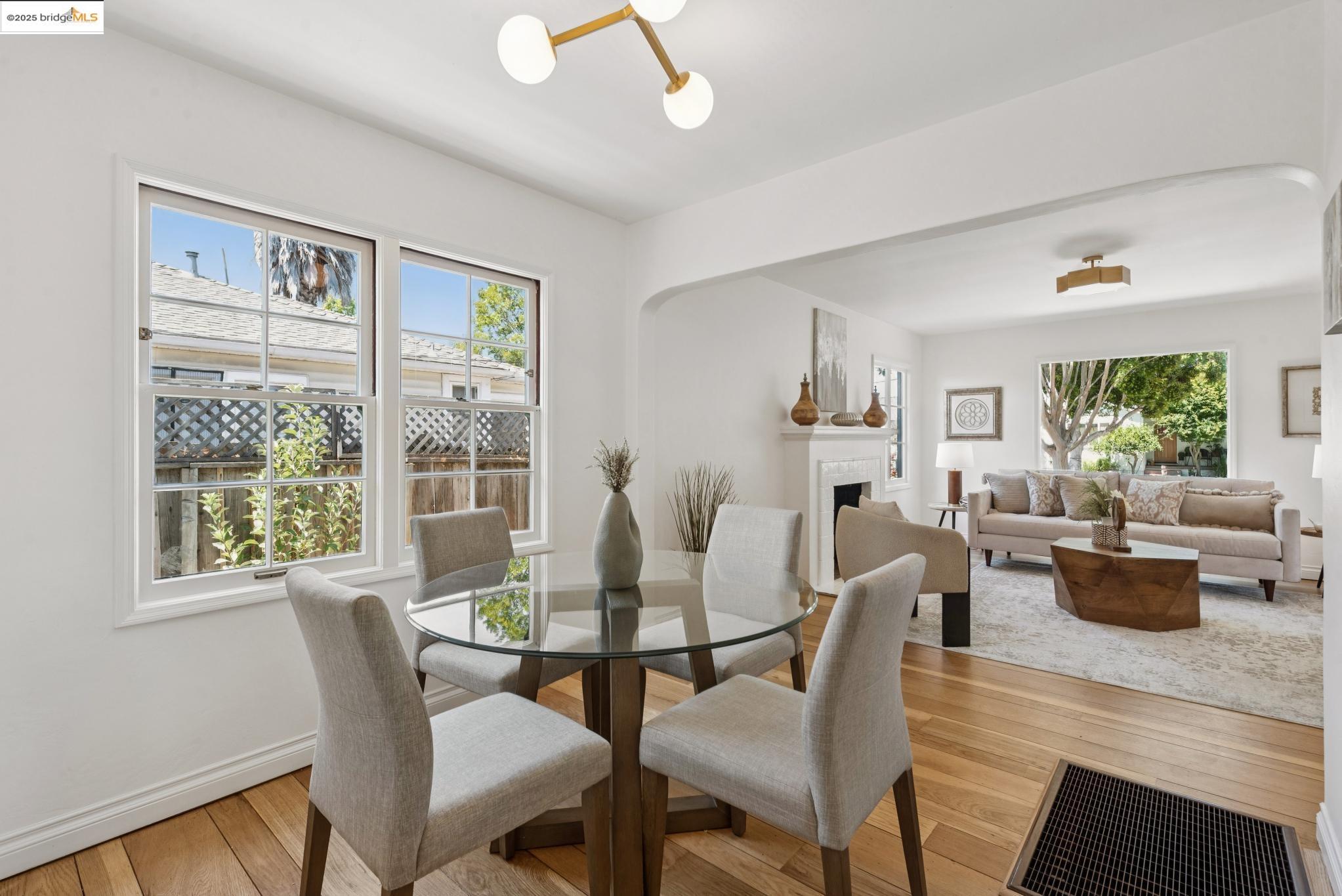 Detail Gallery Image 20 of 60 For 373 Farrelly Drive, San Leandro,  CA 94577 - 3 Beds | 2 Baths