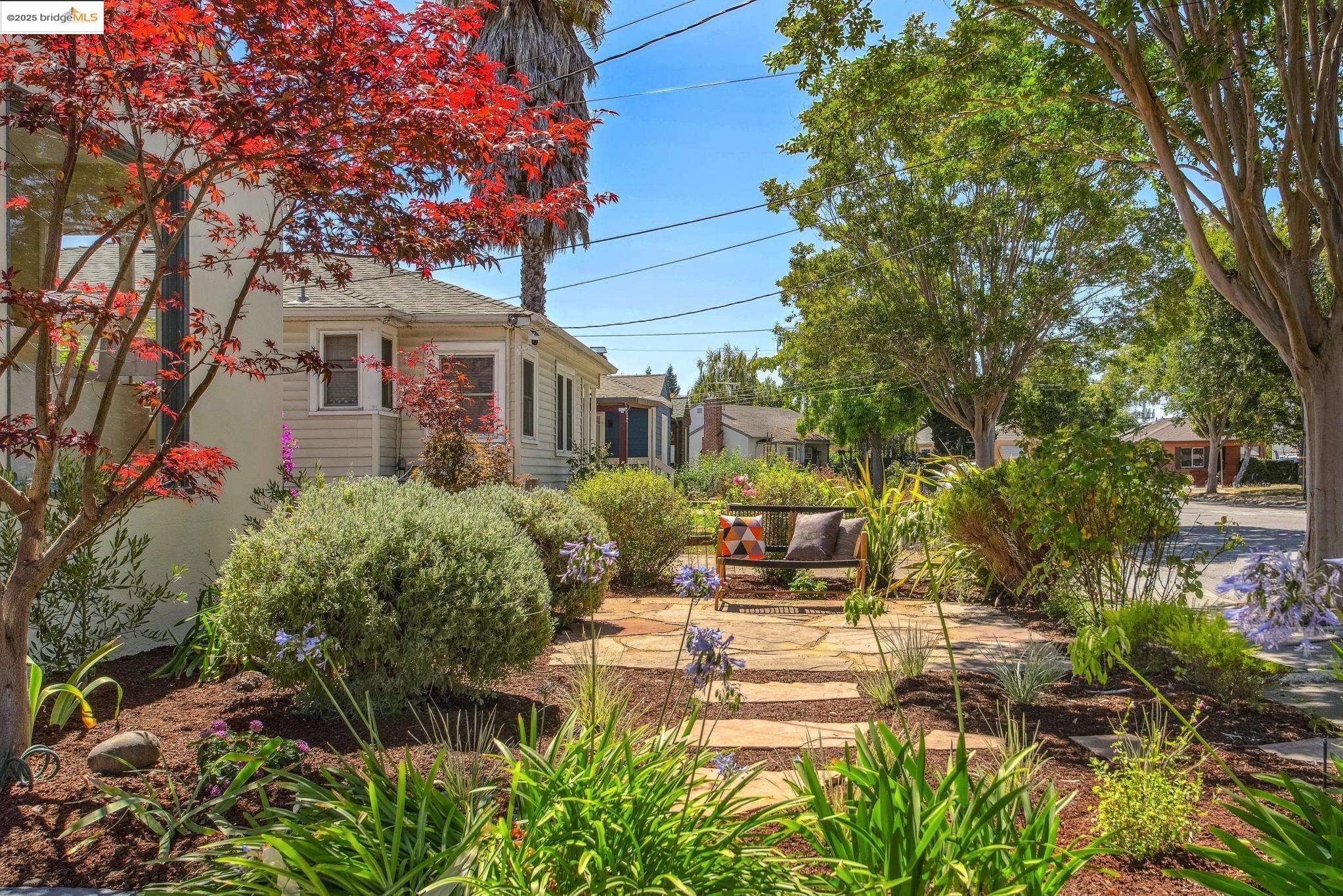 Detail Gallery Image 3 of 60 For 373 Farrelly Drive, San Leandro,  CA 94577 - 3 Beds | 2 Baths