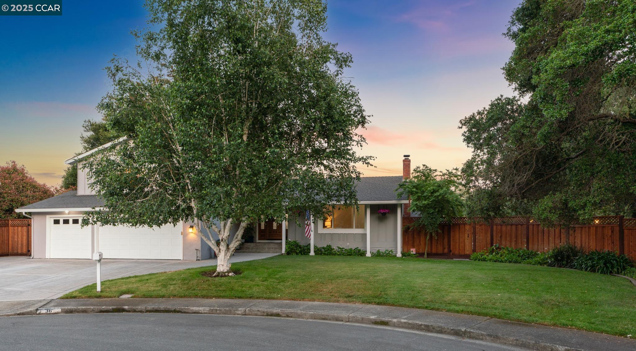 Detail Gallery Image 3 of 60 For 36 Playa Ct, San Ramon,  CA 94583 - 4 Beds | 3 Baths