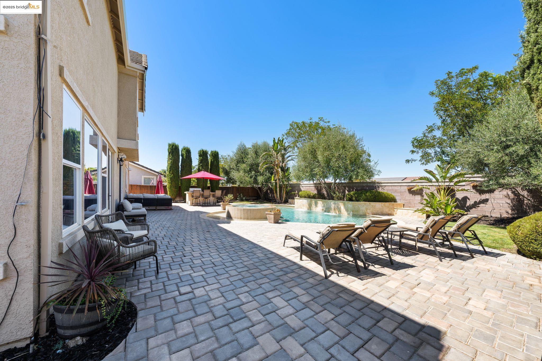 Detail Gallery Image 35 of 44 For 6900 New Melones Cir, Discovery Bay,  CA 94505 - 5 Beds | 4 Baths
