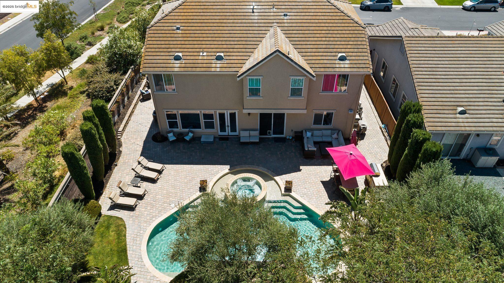 Detail Gallery Image 39 of 44 For 6900 New Melones Cir, Discovery Bay,  CA 94505 - 5 Beds | 4 Baths