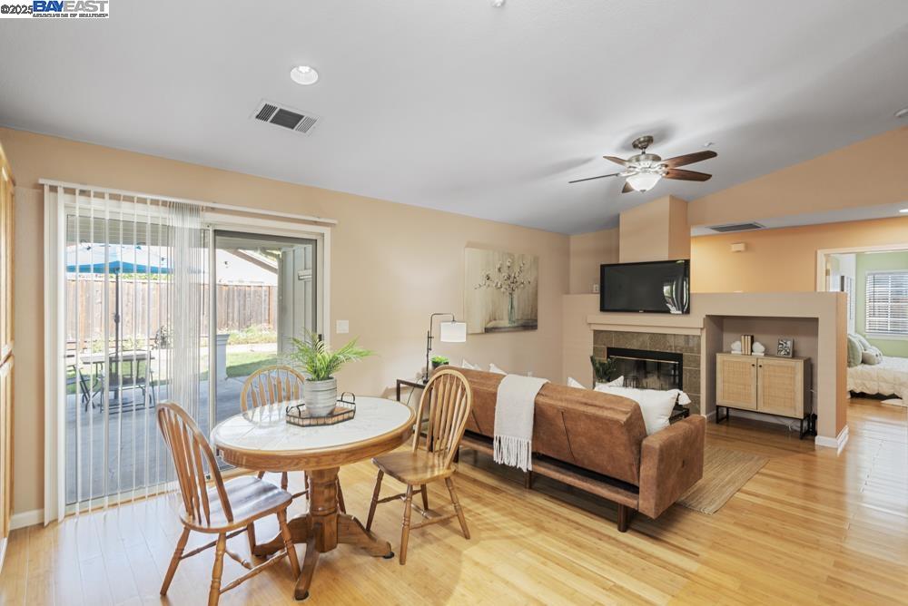 Detail Gallery Image 15 of 35 For 1727 Sutter St, Livermore,  CA 94551 - 3 Beds | 2 Baths