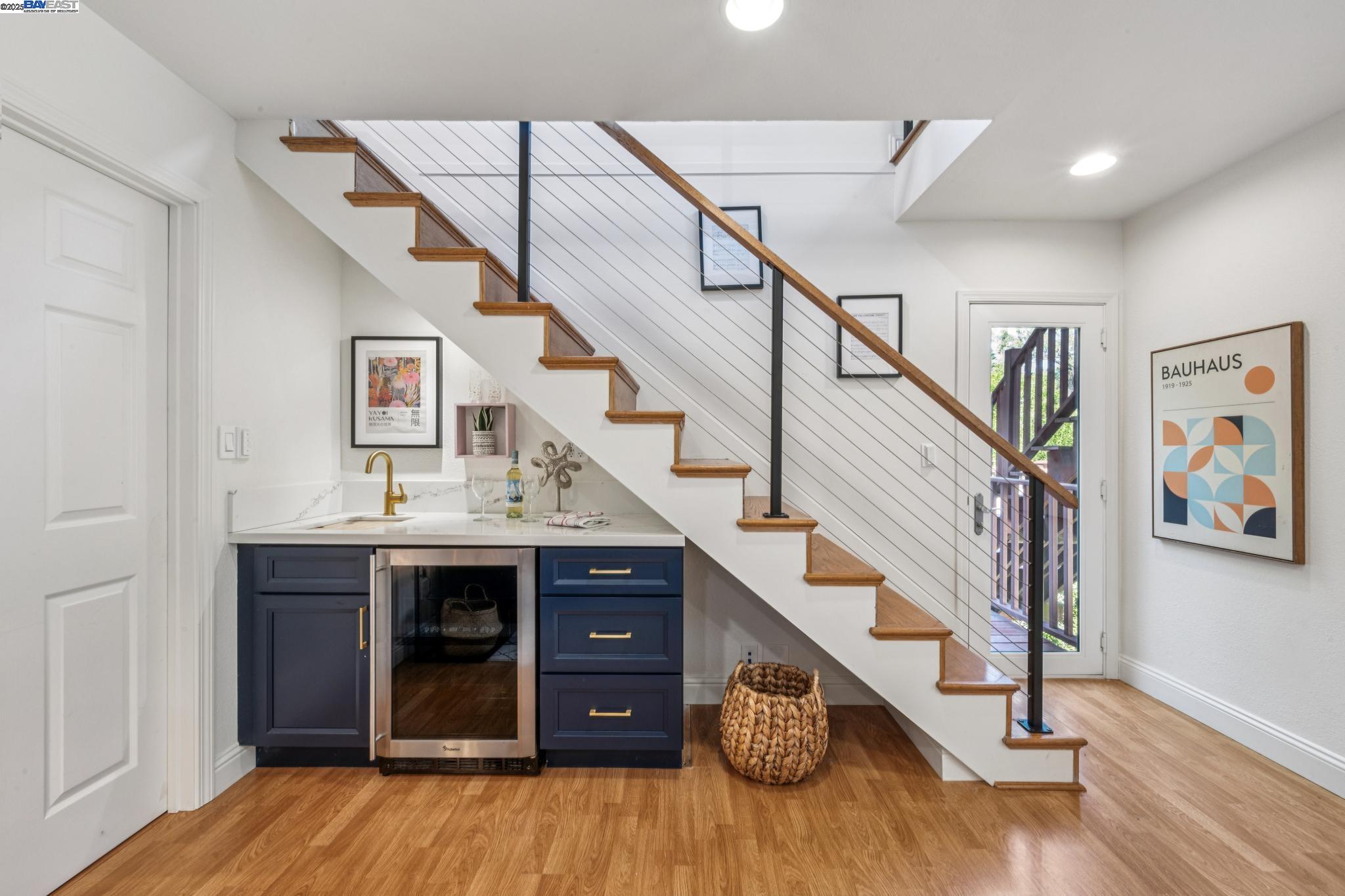 Detail Gallery Image 35 of 46 For 7249 Wild Currant Way, Oakland,  CA 94611 - 3 Beds | 3 Baths