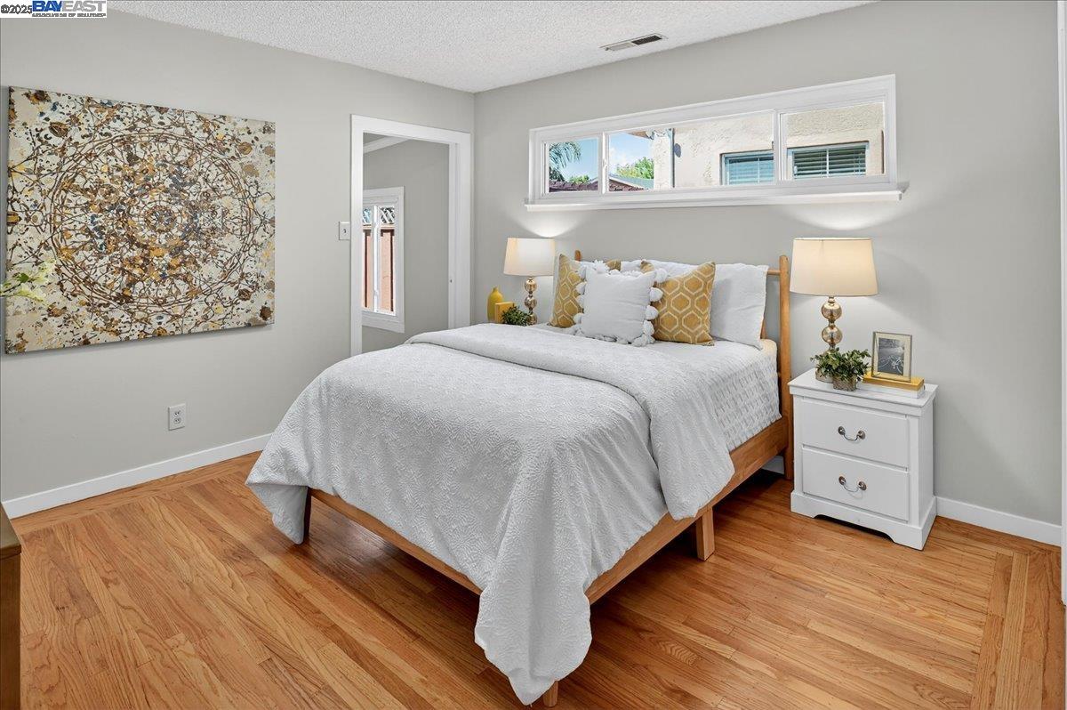 Detail Gallery Image 36 of 41 For 2027 Pacific Ave, San Leandro,  CA 94577 - 3 Beds | 2 Baths