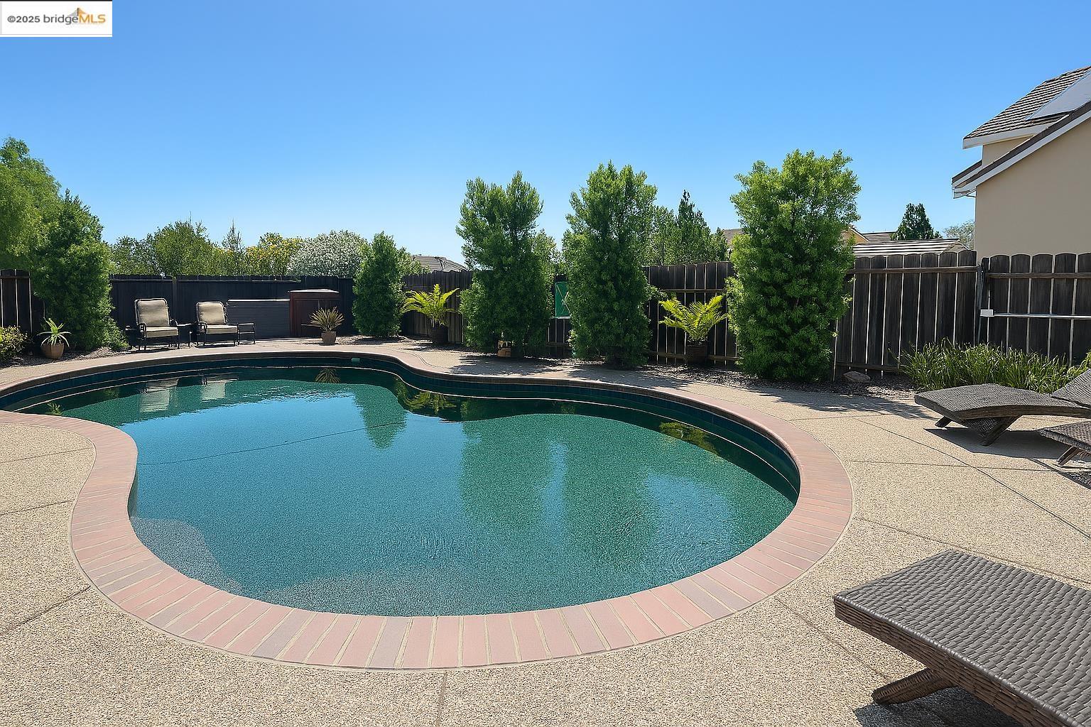 Detail Gallery Image 5 of 22 For 4588 El Monte Ct, Oakley,  CA 94561 - 4 Beds | 3 Baths