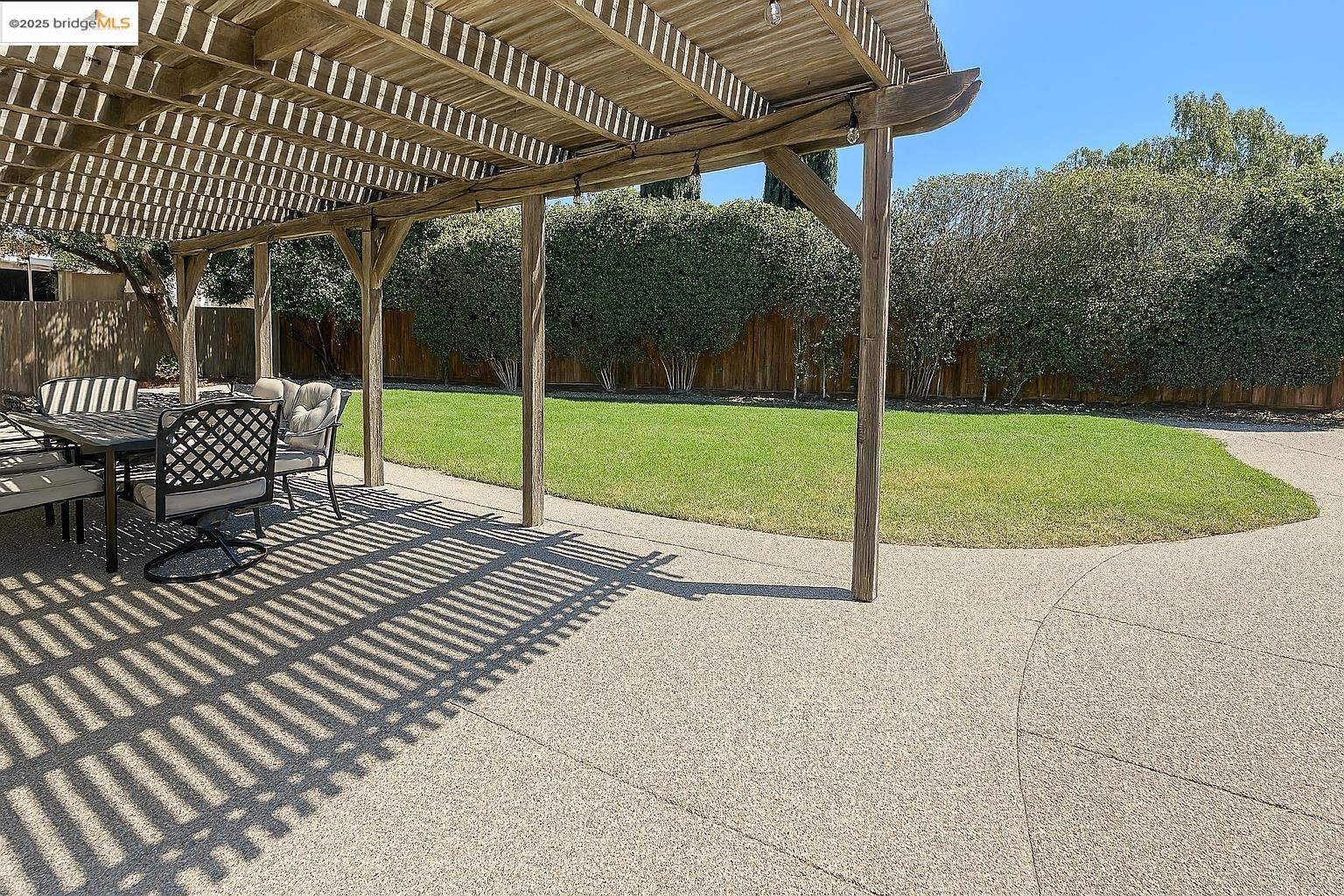 Detail Gallery Image 6 of 22 For 4588 El Monte Ct, Oakley,  CA 94561 - 4 Beds | 3 Baths