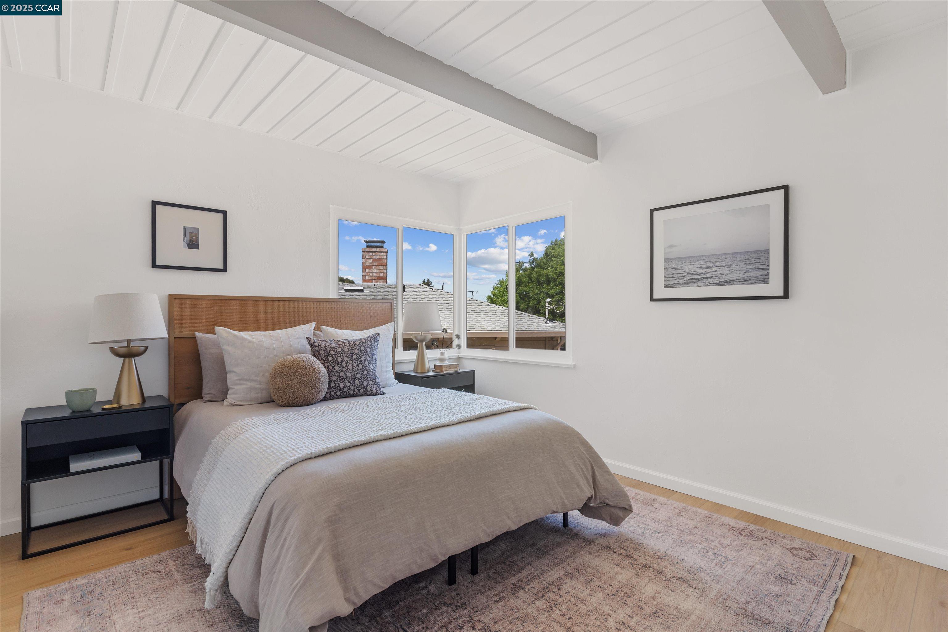 Detail Gallery Image 13 of 29 For 2852 Sweeney Rd, Antioch,  CA 94509 - 3 Beds | 1 Baths