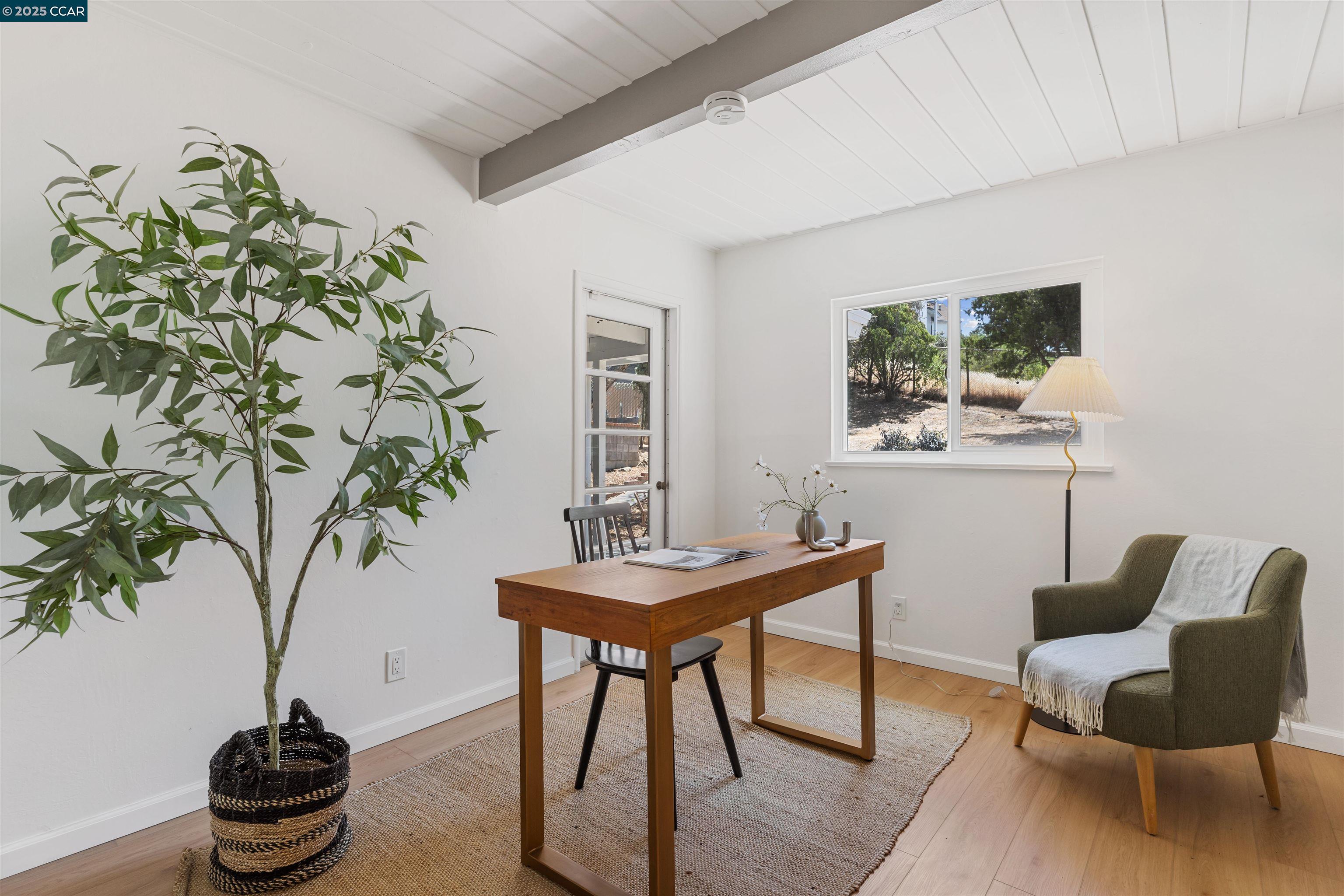 Detail Gallery Image 17 of 29 For 2852 Sweeney Rd, Antioch,  CA 94509 - 3 Beds | 1 Baths