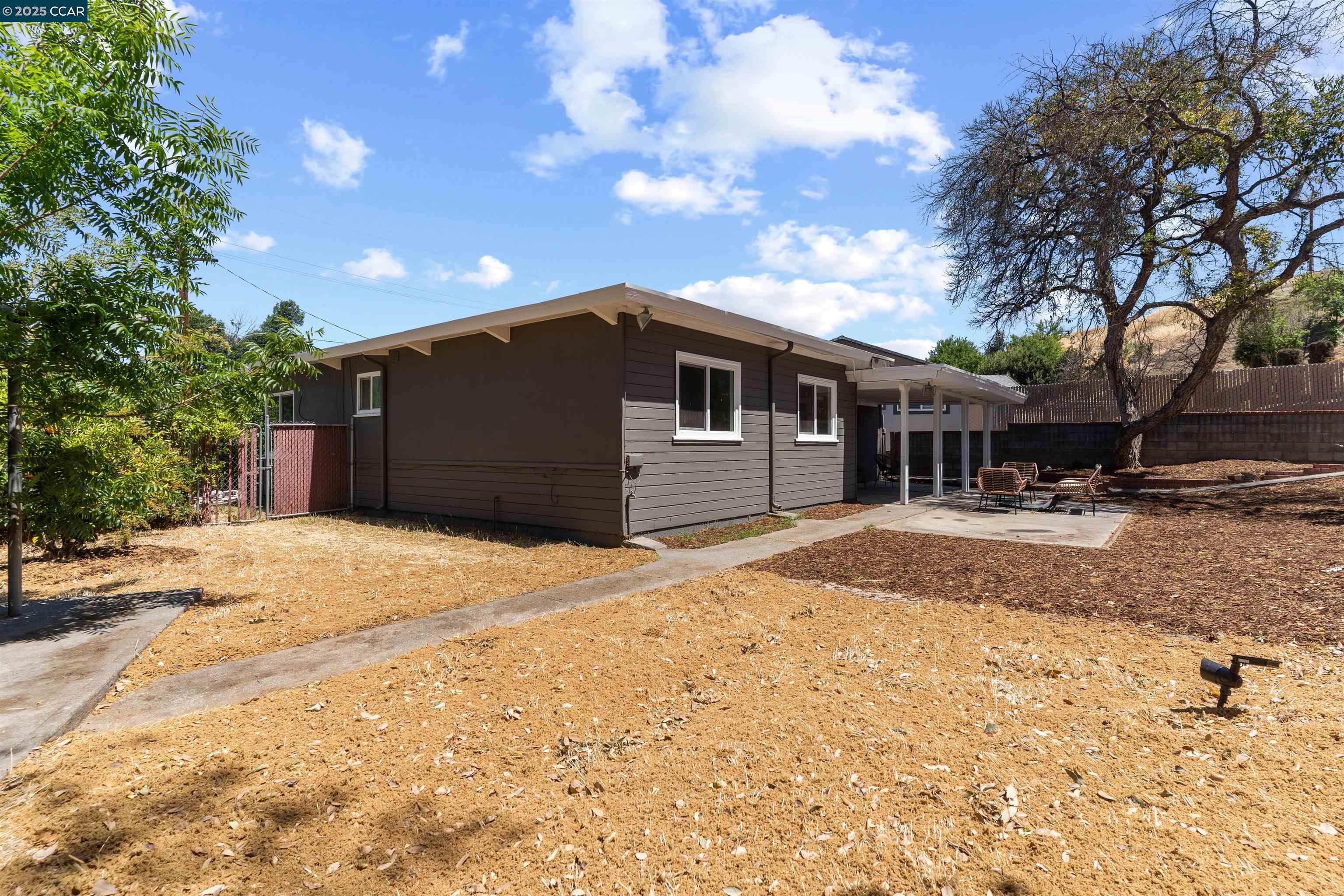 Detail Gallery Image 25 of 29 For 2852 Sweeney Rd, Antioch,  CA 94509 - 3 Beds | 1 Baths