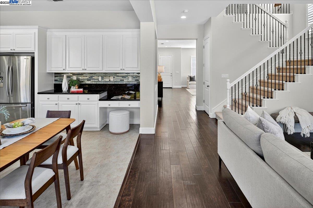 Detail Gallery Image 17 of 60 For 7829 Ridgeline Place, Dublin,  CA 94568 - 5 Beds | 4/1 Baths