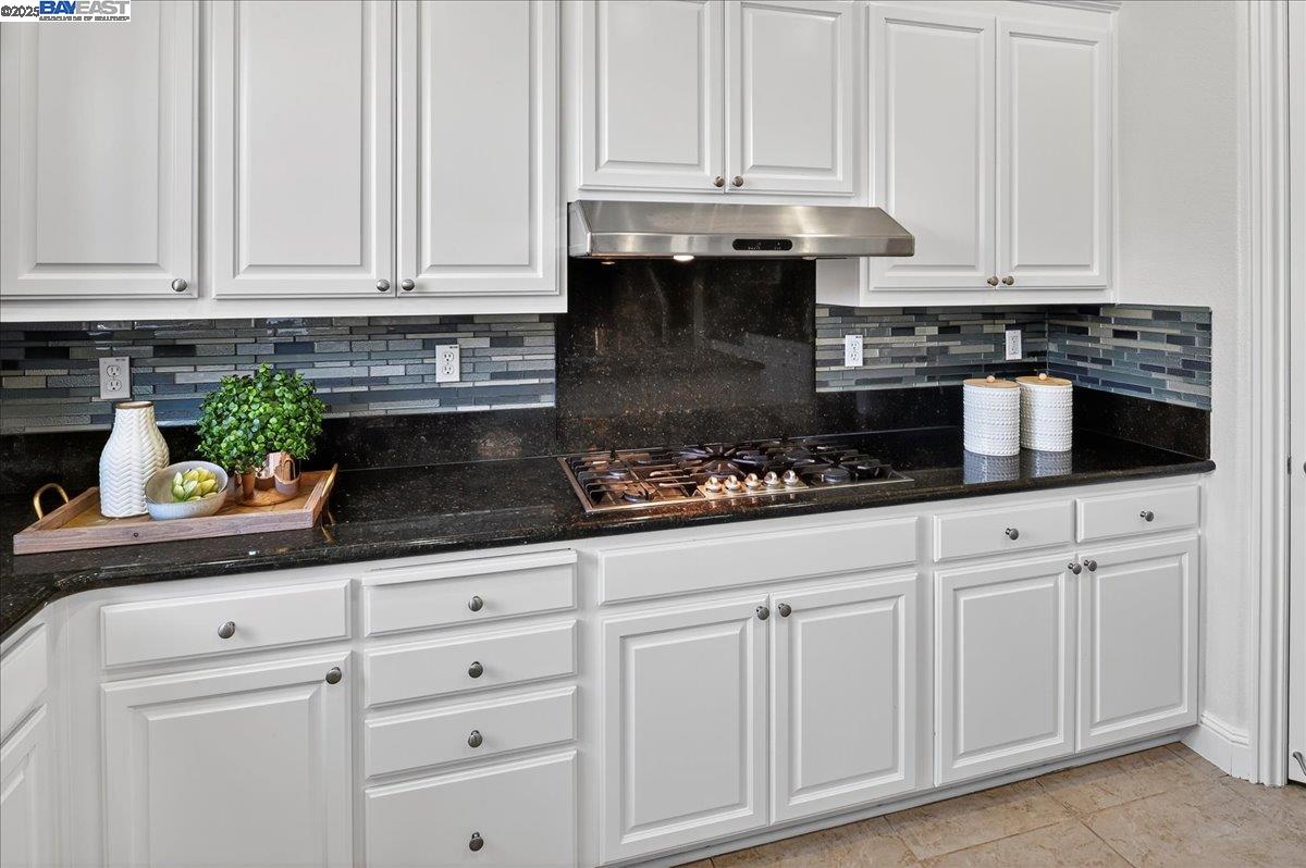 Detail Gallery Image 24 of 60 For 7829 Ridgeline Place, Dublin,  CA 94568 - 5 Beds | 4/1 Baths