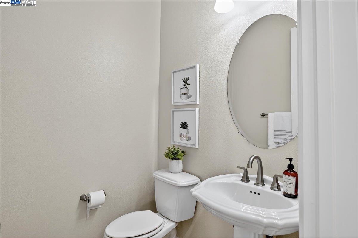 Detail Gallery Image 28 of 60 For 7829 Ridgeline Place, Dublin,  CA 94568 - 5 Beds | 4/1 Baths