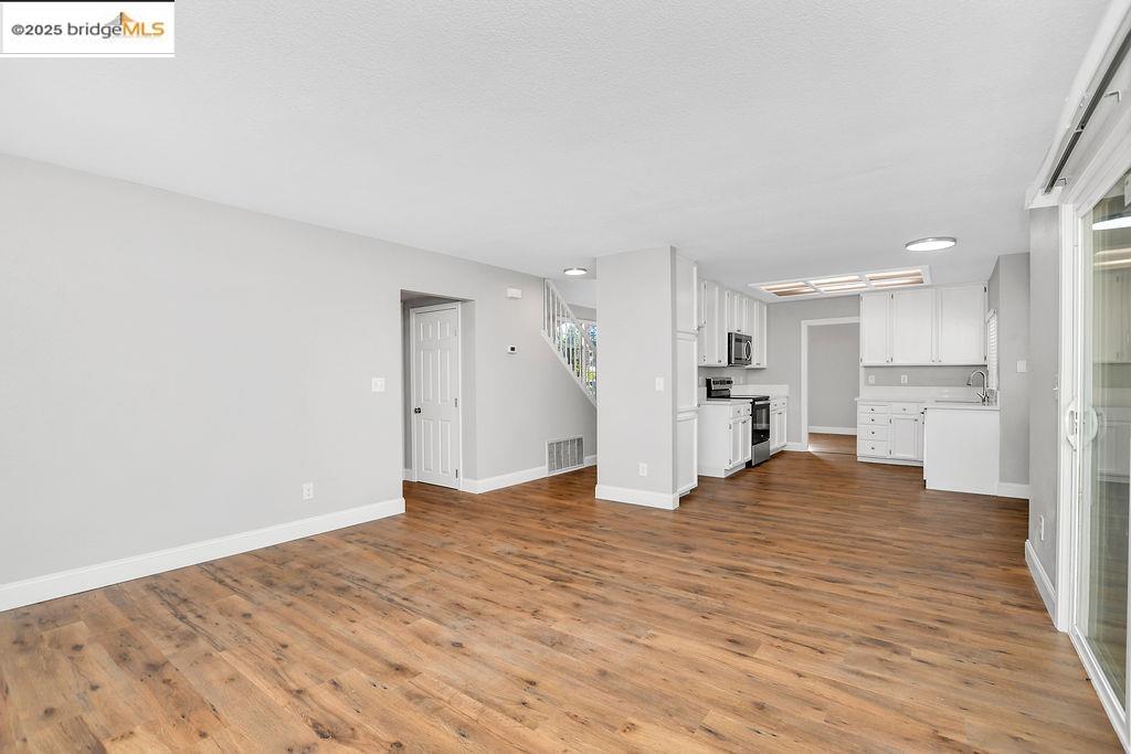 Detail Gallery Image 12 of 32 For 754 Valley Green Dr, Brentwood,  CA 94513 - 4 Beds | 2/1 Baths