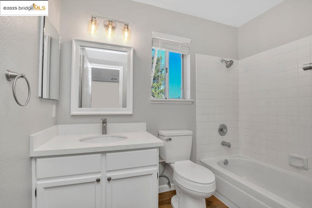 Detail Gallery Image 19 of 32 For 754 Valley Green Dr, Brentwood,  CA 94513 - 4 Beds | 2/1 Baths