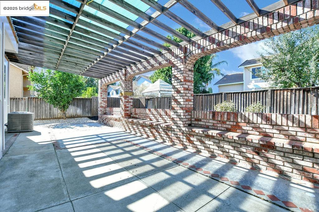 Detail Gallery Image 29 of 32 For 754 Valley Green Dr, Brentwood,  CA 94513 - 4 Beds | 2/1 Baths