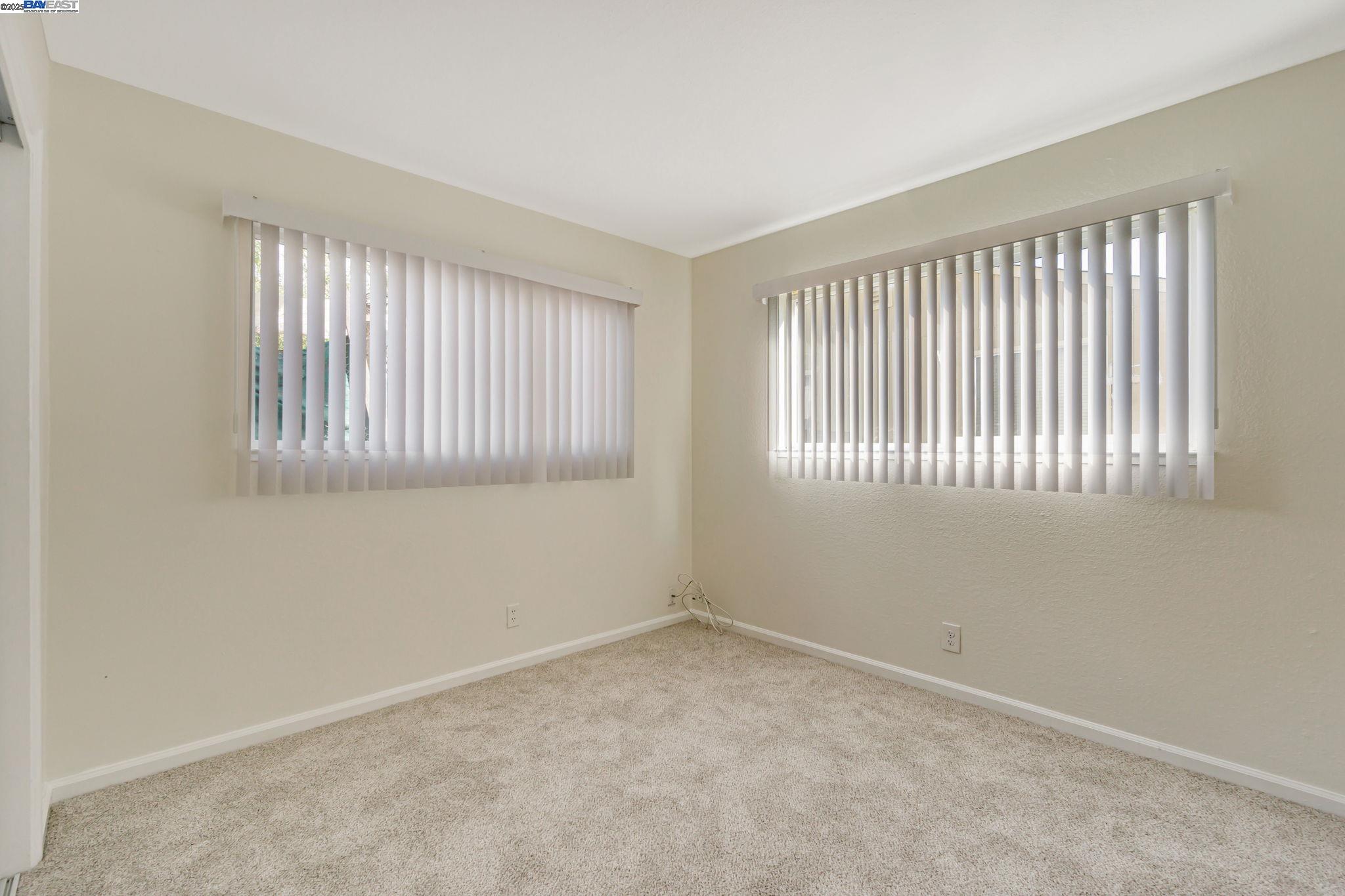 Detail Gallery Image 18 of 32 For 1434 Loeffler Ln #3,  Concord,  CA 94521 - 2 Beds | 1 Baths