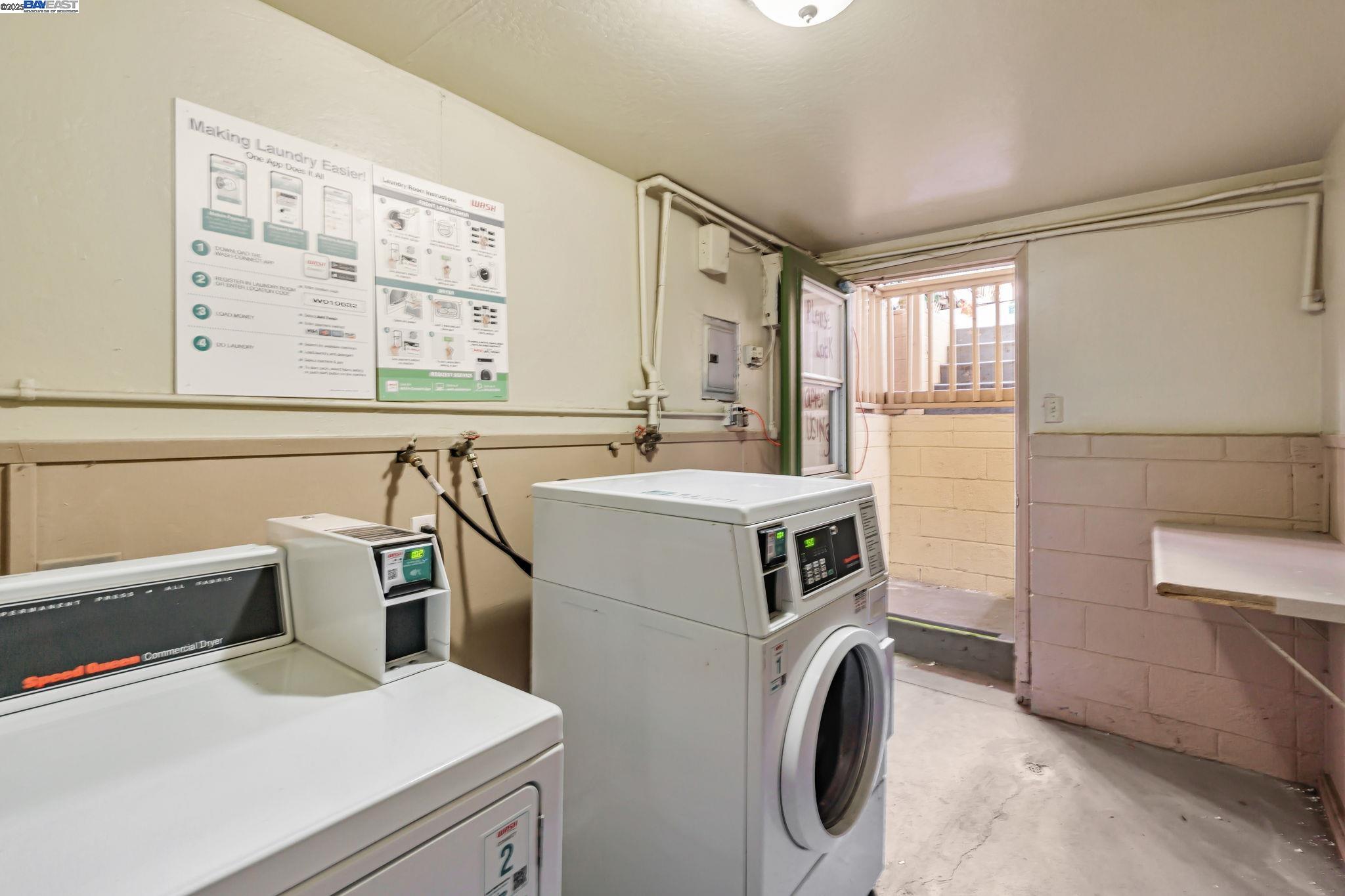 Detail Gallery Image 29 of 32 For 1434 Loeffler Ln #3,  Concord,  CA 94521 - 2 Beds | 1 Baths