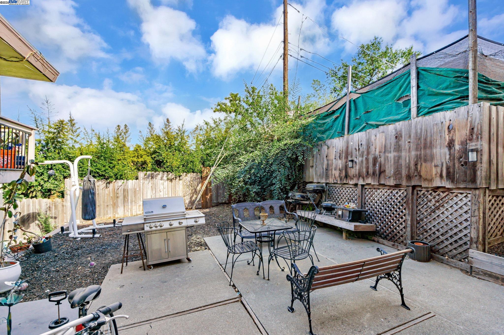 Detail Gallery Image 30 of 32 For 1434 Loeffler Ln #3,  Concord,  CA 94521 - 2 Beds | 1 Baths