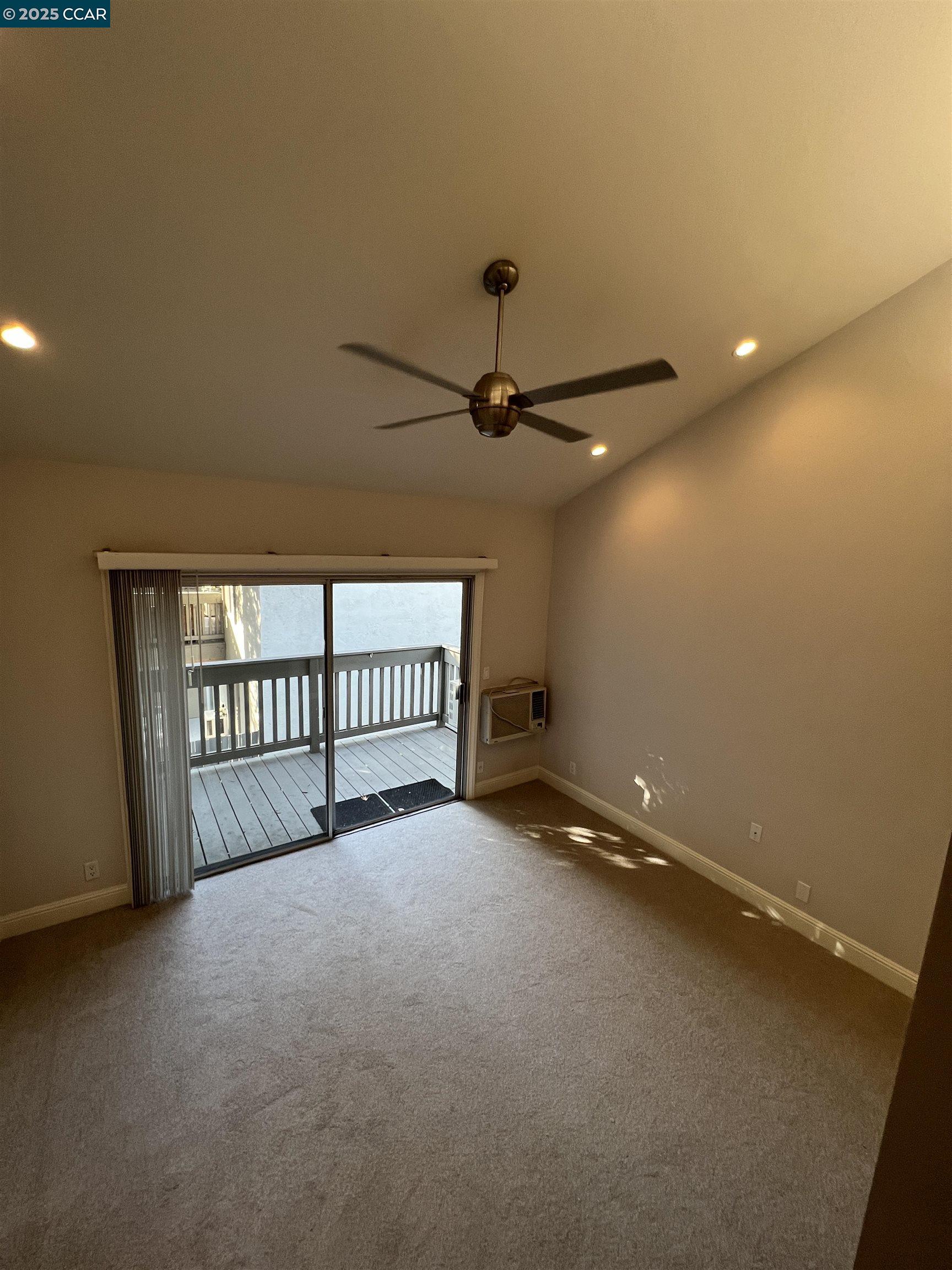 Detail Gallery Image 13 of 44 For 2562 Walnut Blvd #66,  Walnut Creek,  CA 94596 - 1 Beds | 1 Baths