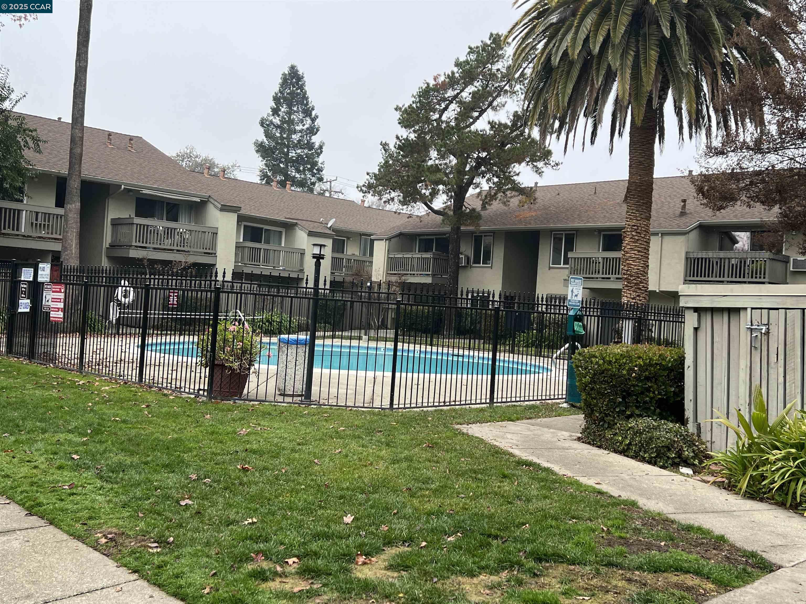 Detail Gallery Image 39 of 44 For 2562 Walnut Blvd #66,  Walnut Creek,  CA 94596 - 1 Beds | 1 Baths