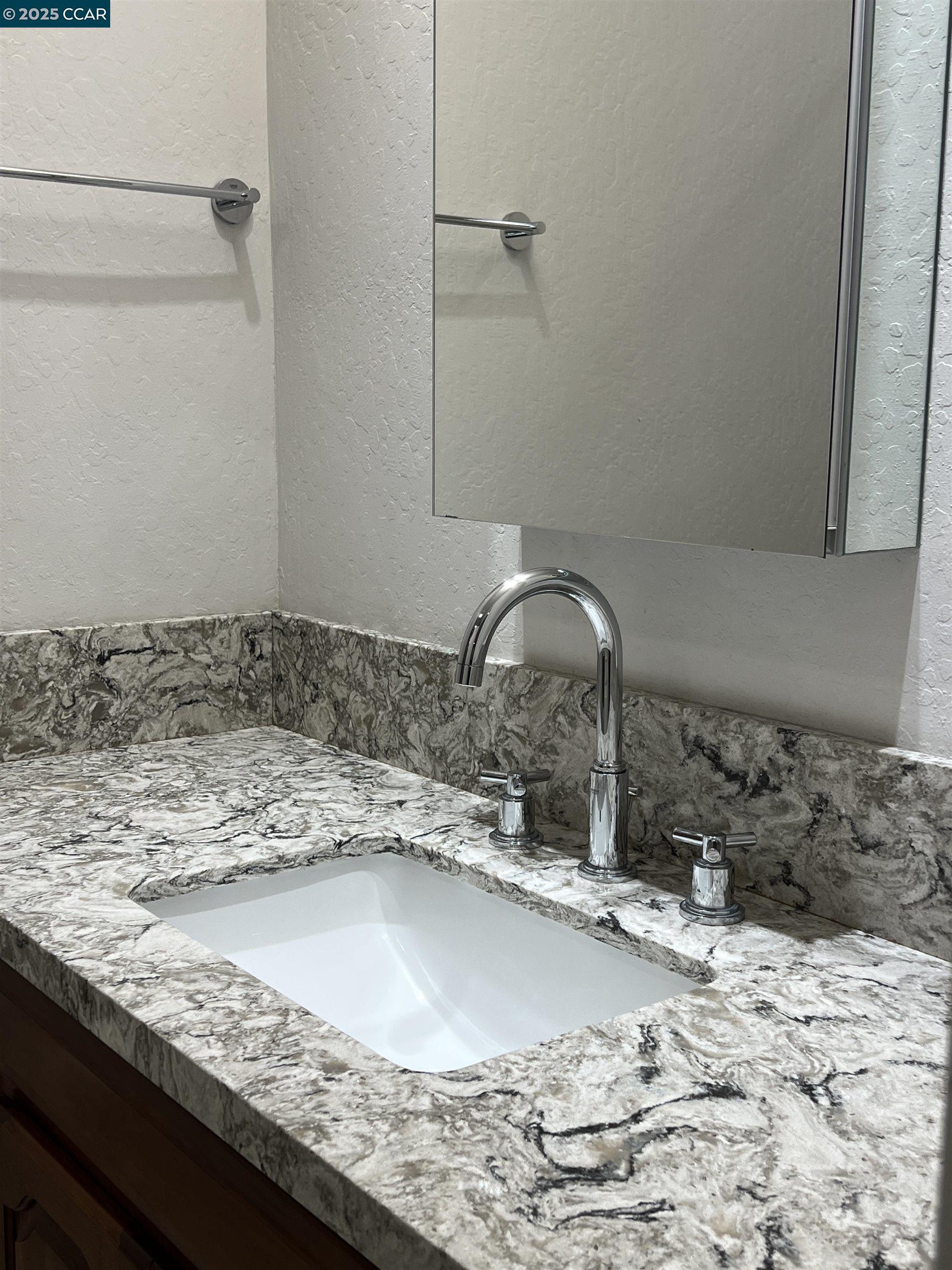 Detail Gallery Image 8 of 44 For 2562 Walnut Blvd #66,  Walnut Creek,  CA 94596 - 1 Beds | 1 Baths