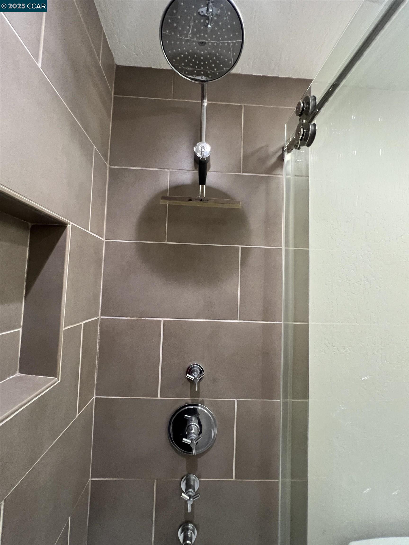 Detail Gallery Image 9 of 44 For 2562 Walnut Blvd #66,  Walnut Creek,  CA 94596 - 1 Beds | 1 Baths