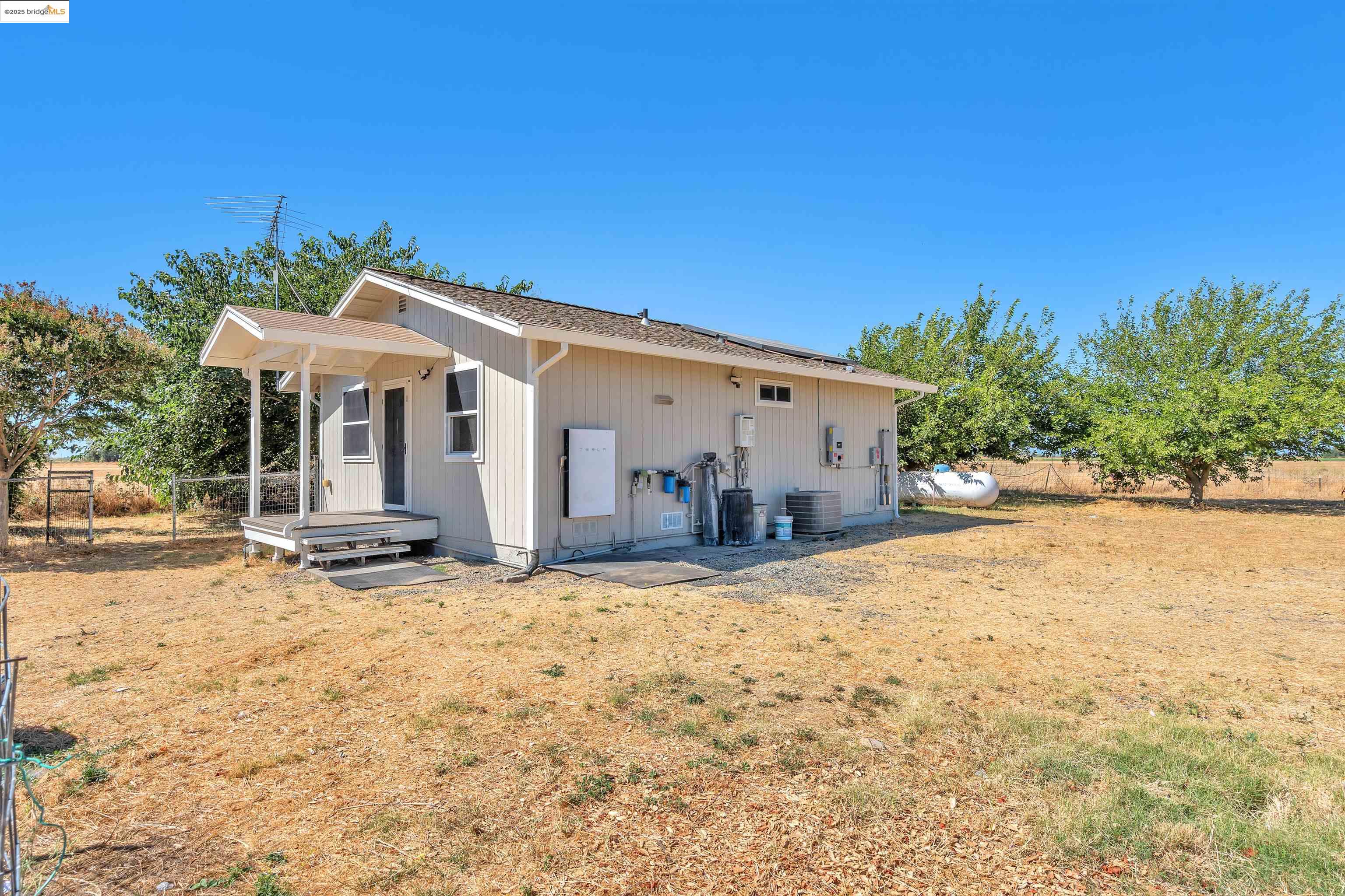 Detail Gallery Image 2 of 51 For 5881 Pleasant Grove Rd, Pleasant Grove,  CA 95668 - 2 Beds | 1 Baths