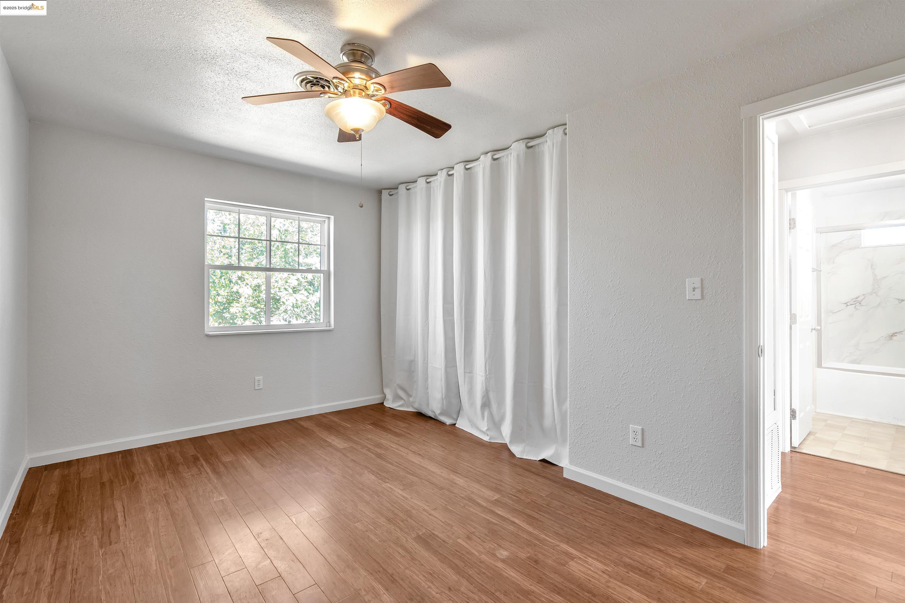 Detail Gallery Image 12 of 51 For 5881 Pleasant Grove Rd, Pleasant Grove,  CA 95668 - 2 Beds | 1 Baths