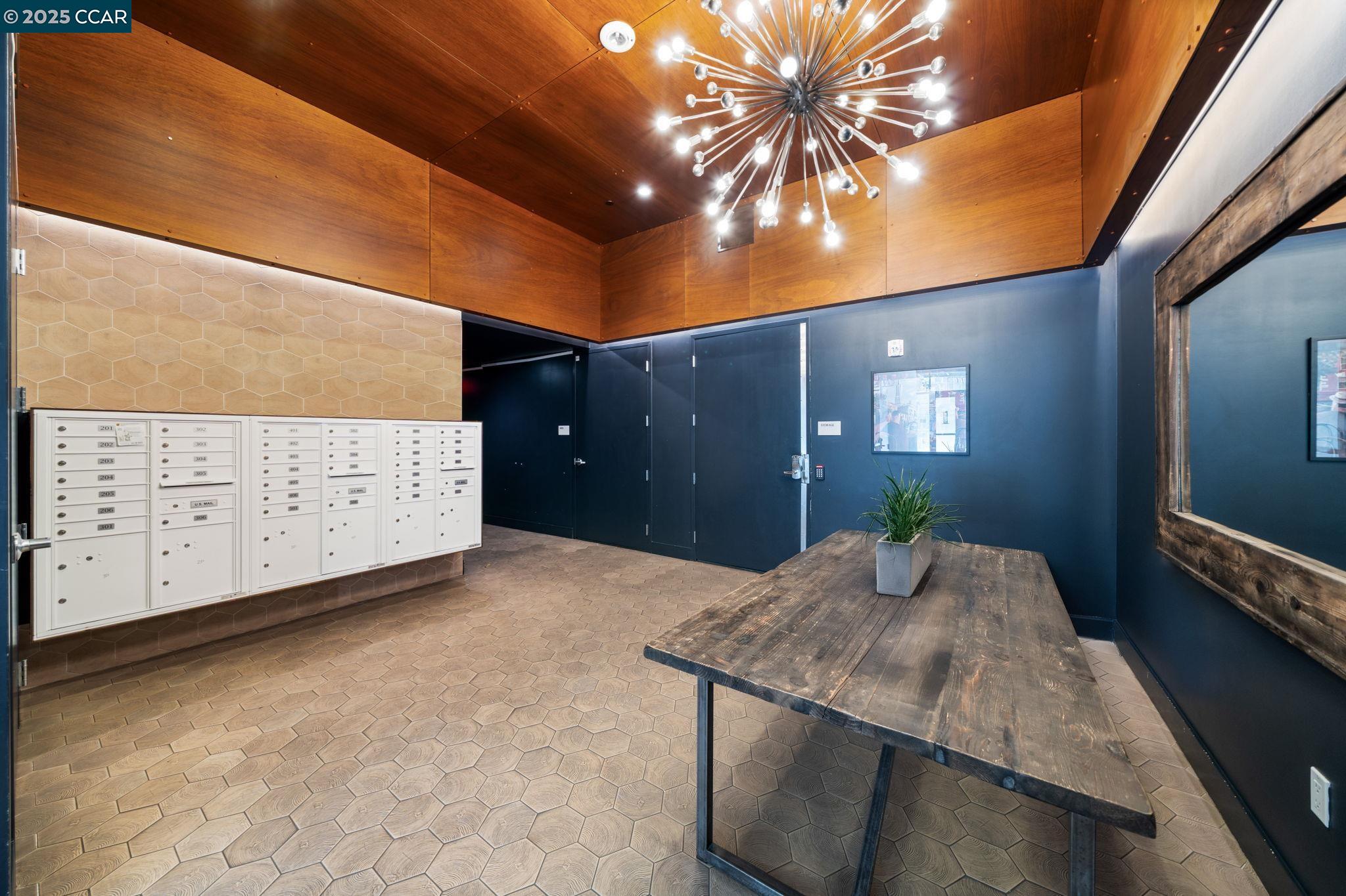 Detail Gallery Image 8 of 27 For 11 Franklin Street #302,  San Francisco,  CA 94102 - 1 Beds | 1 Baths
