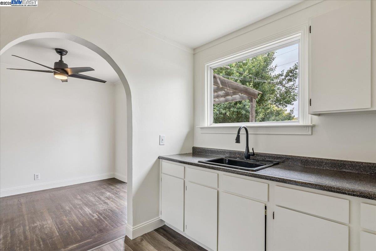 Detail Gallery Image 19 of 28 For 568 Jennings Ave, Vallejo,  CA 94591 - 2 Beds | 1 Baths