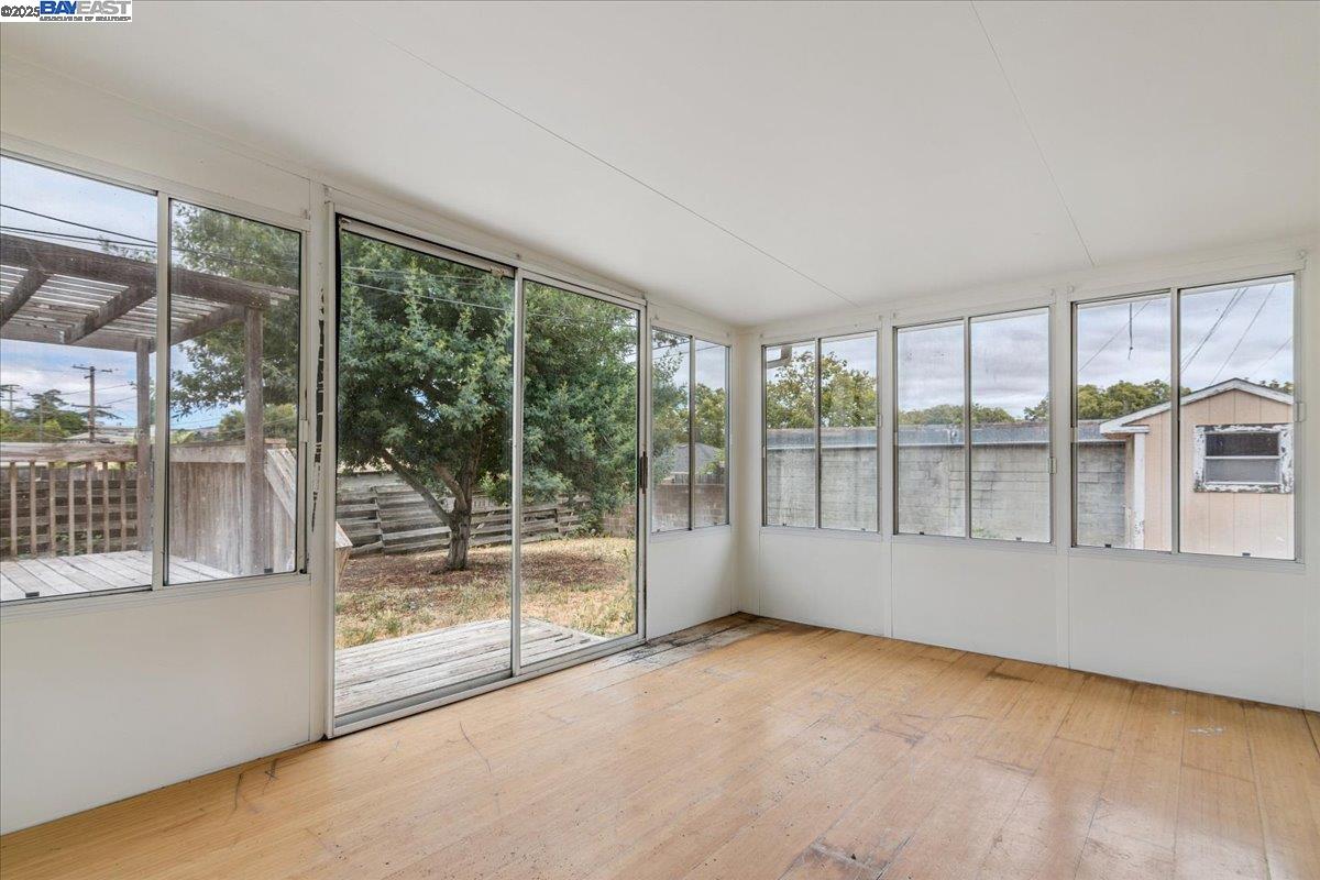 Detail Gallery Image 26 of 28 For 568 Jennings Ave, Vallejo,  CA 94591 - 2 Beds | 1 Baths