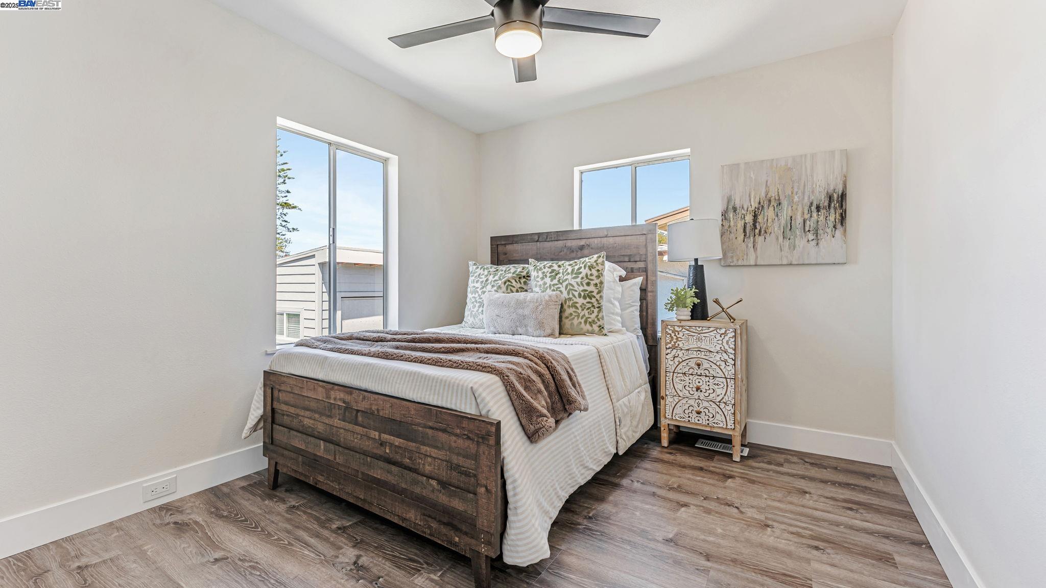 Detail Gallery Image 12 of 16 For 2827 Bartlett St, Oakland,  CA 94602 - 3 Beds | 1 Baths