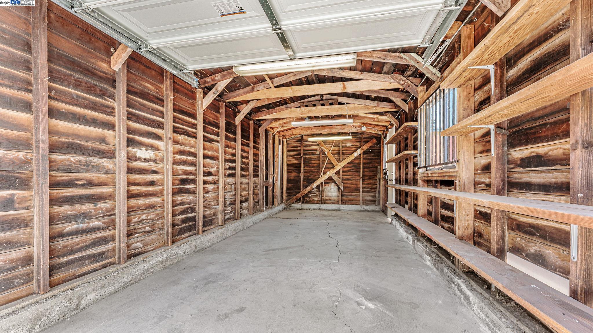 Detail Gallery Image 20 of 23 For 2827 Bartlett St, Oakland,  CA 94602 - 3 Beds | 1 Baths