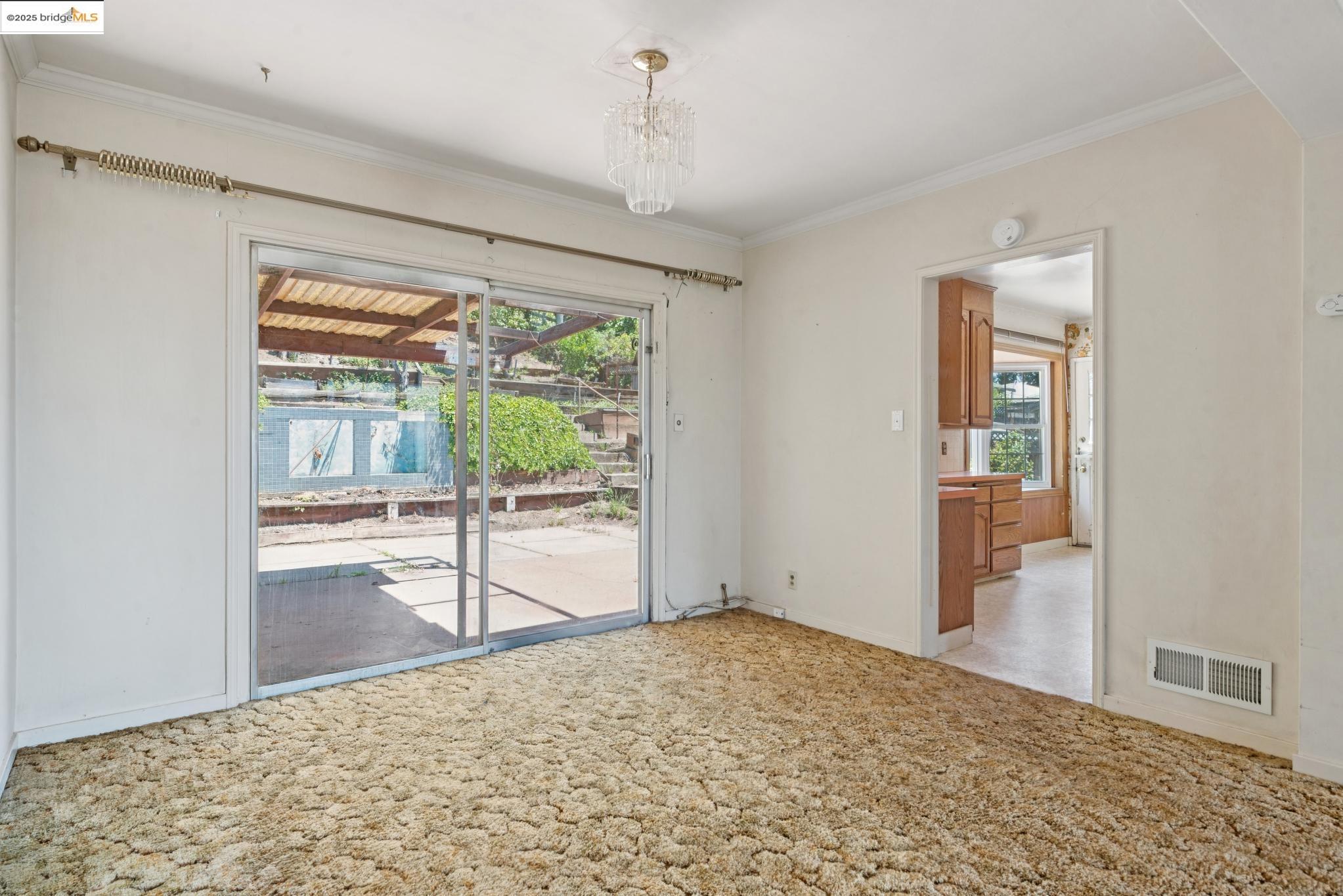 Detail Gallery Image 17 of 60 For 4751 Lincoln Ave, Oakland,  CA 94602 - 2 Beds | 1 Baths