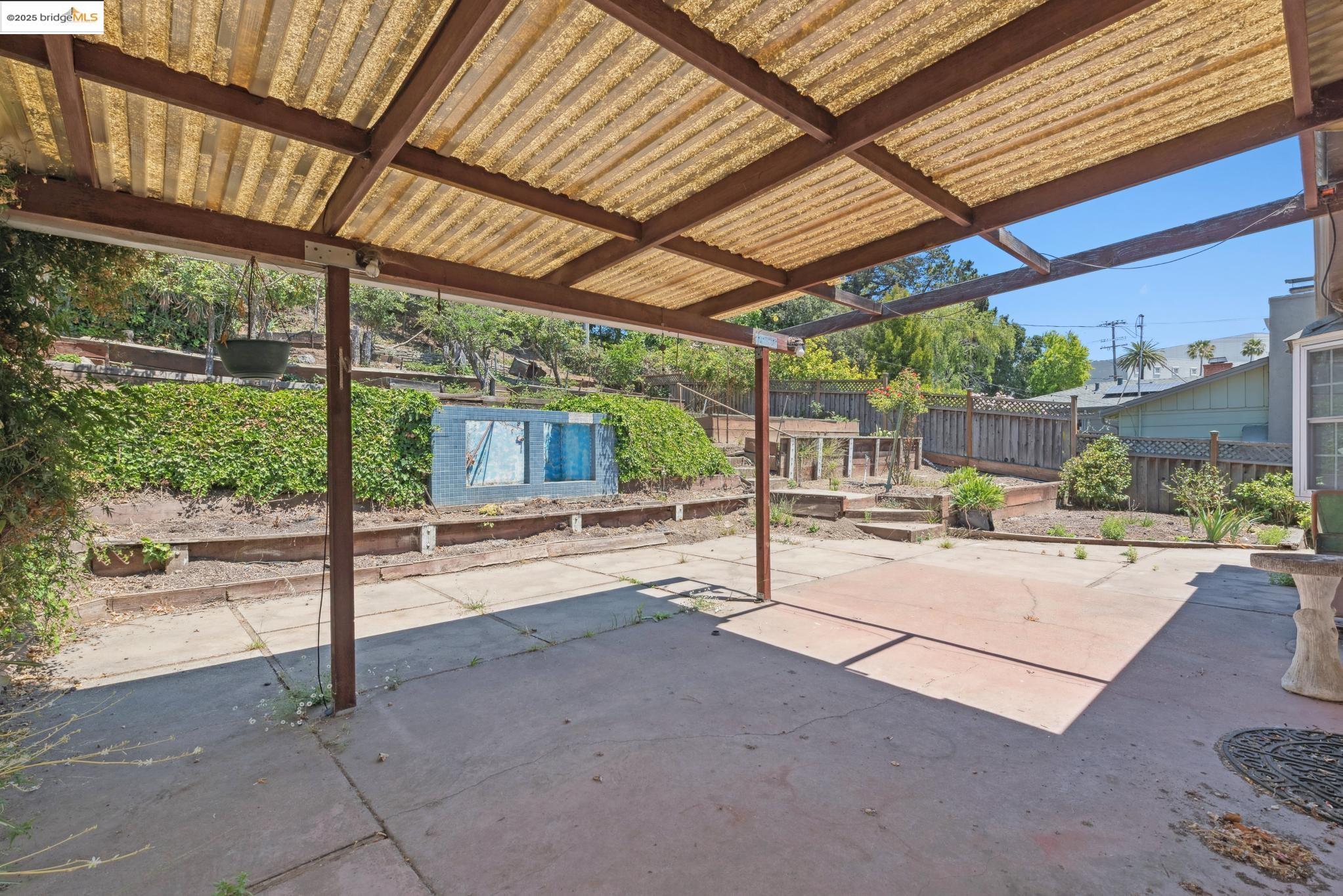 Detail Gallery Image 45 of 60 For 4751 Lincoln Ave, Oakland,  CA 94602 - 2 Beds | 1 Baths