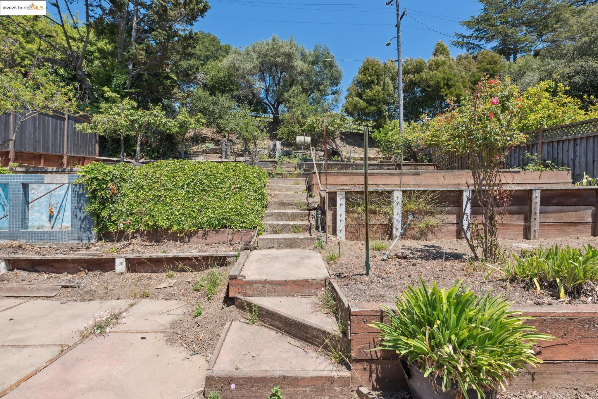 Detail Gallery Image 49 of 60 For 4751 Lincoln Ave, Oakland,  CA 94602 - 2 Beds | 1 Baths