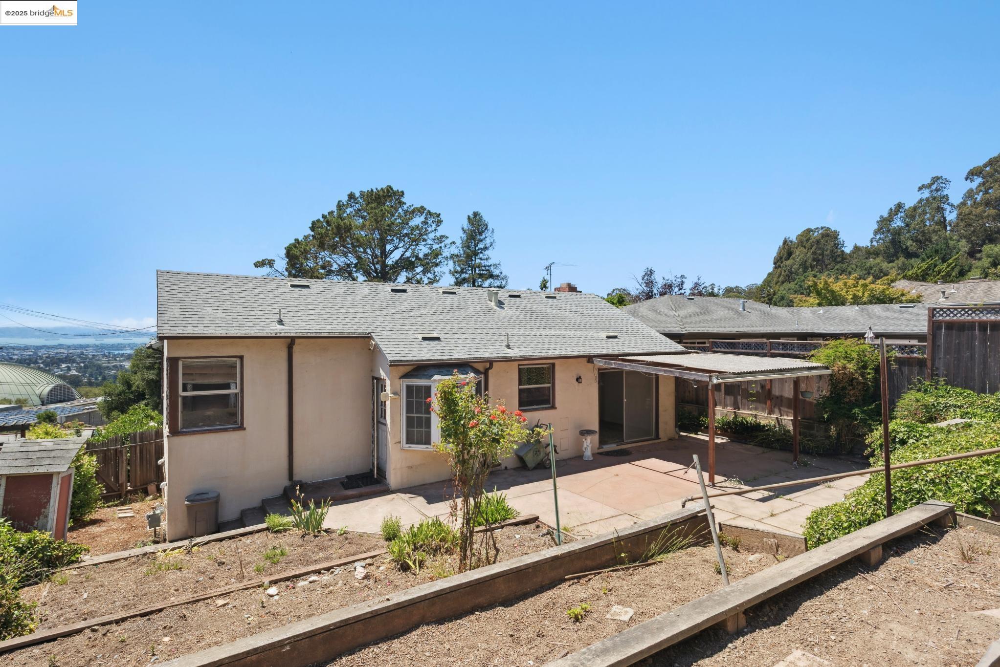Detail Gallery Image 52 of 60 For 4751 Lincoln Ave, Oakland,  CA 94602 - 2 Beds | 1 Baths